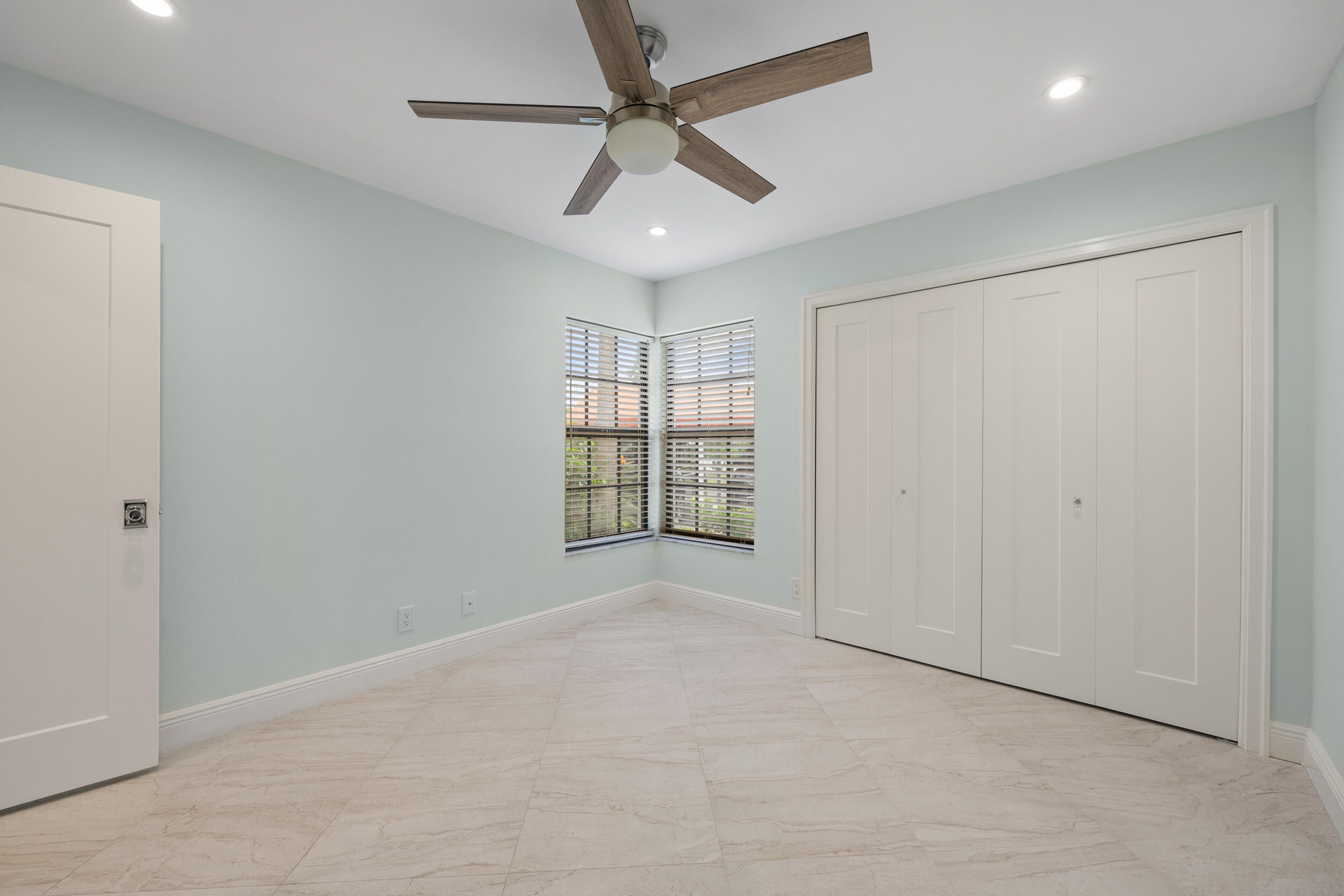 2280 Treasure Isle Drive A82