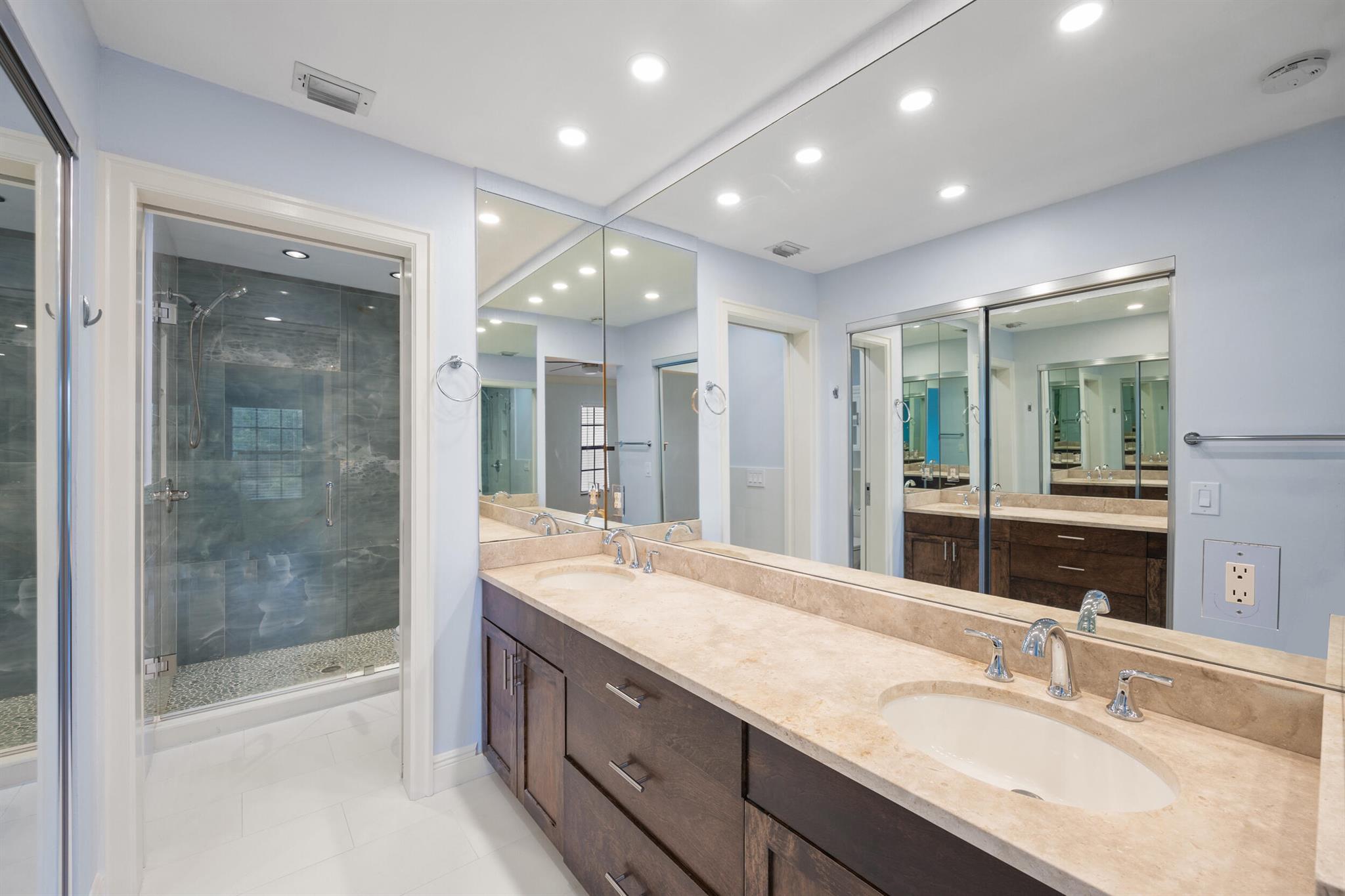 2280 Treasure Isle Drive A82