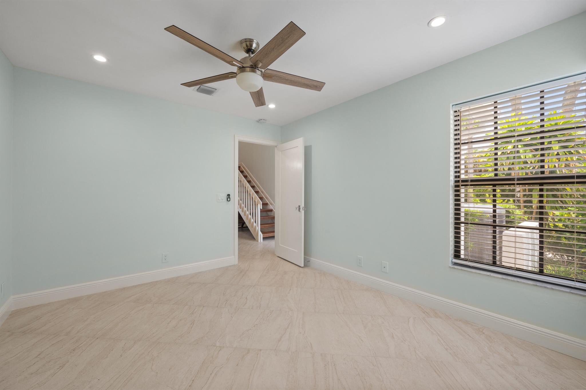 2280 Treasure Isle Drive A82