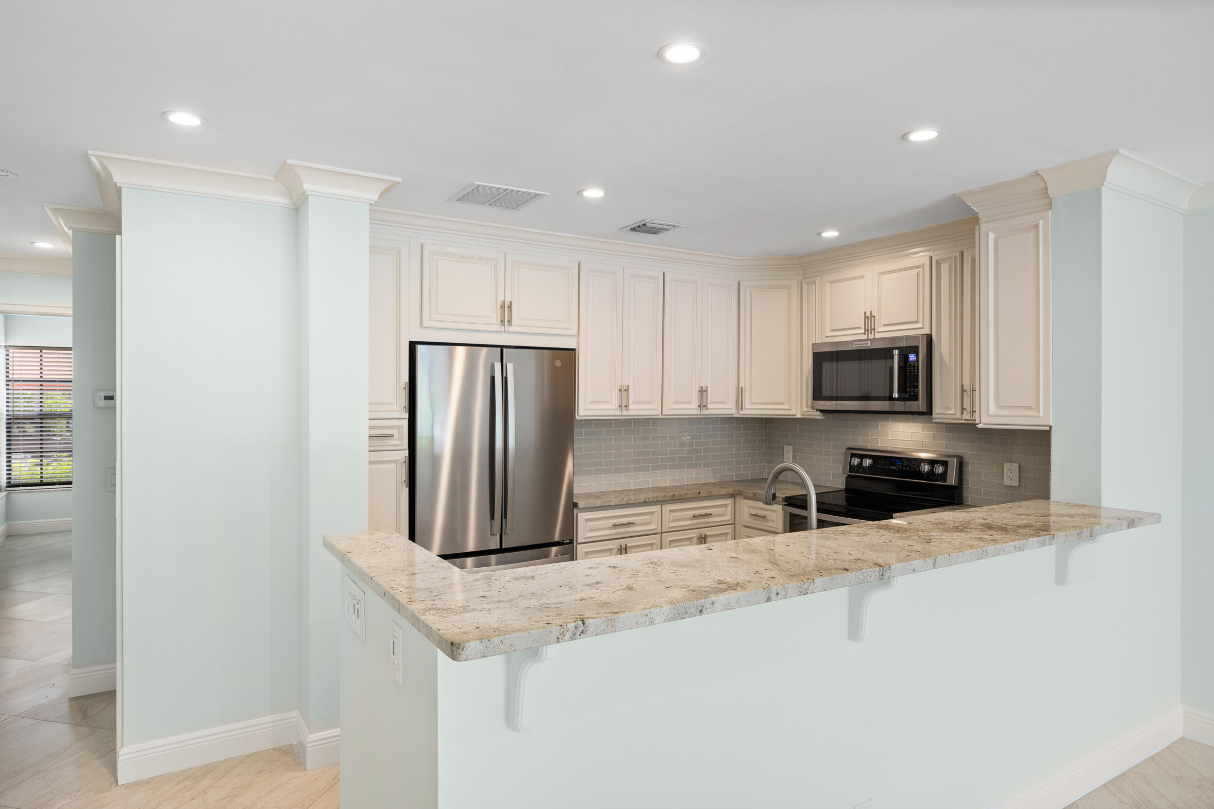 2280 Treasure Isle Drive A82