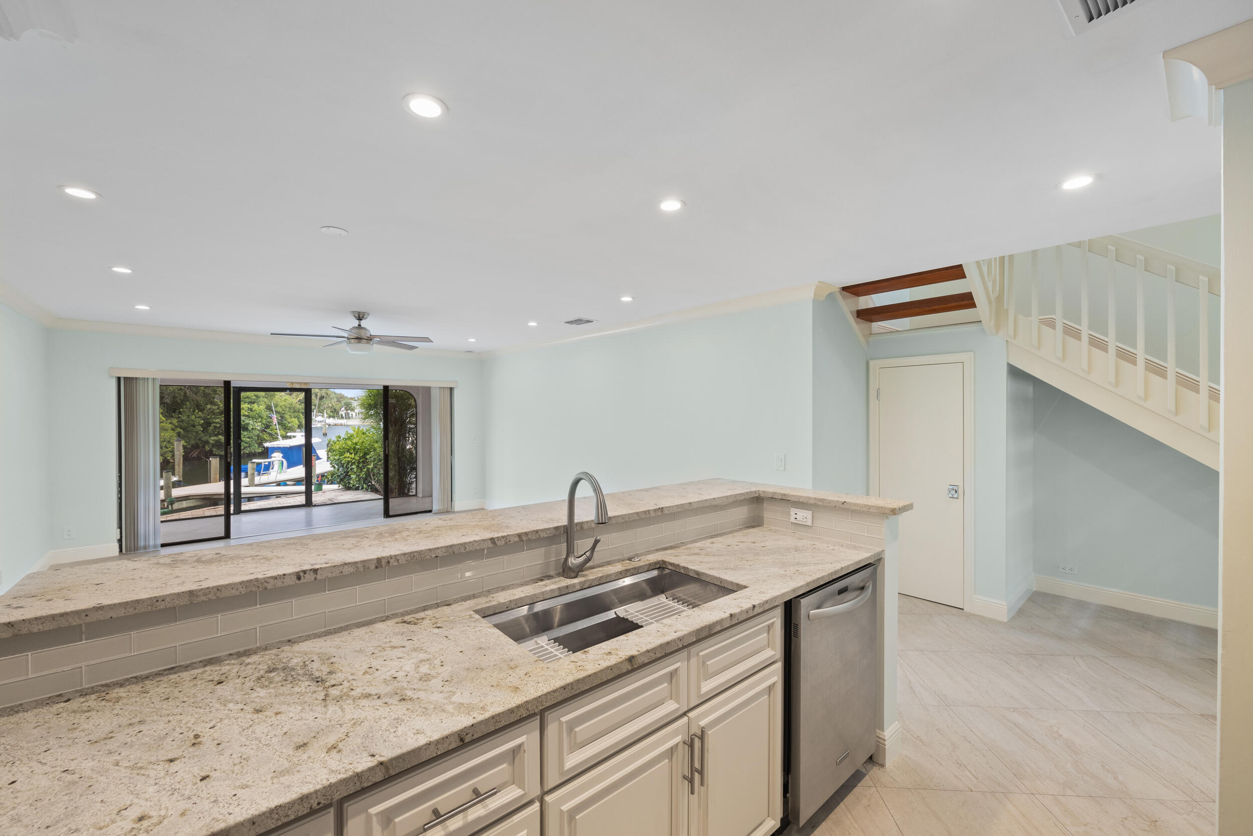 2280 Treasure Isle Drive A82