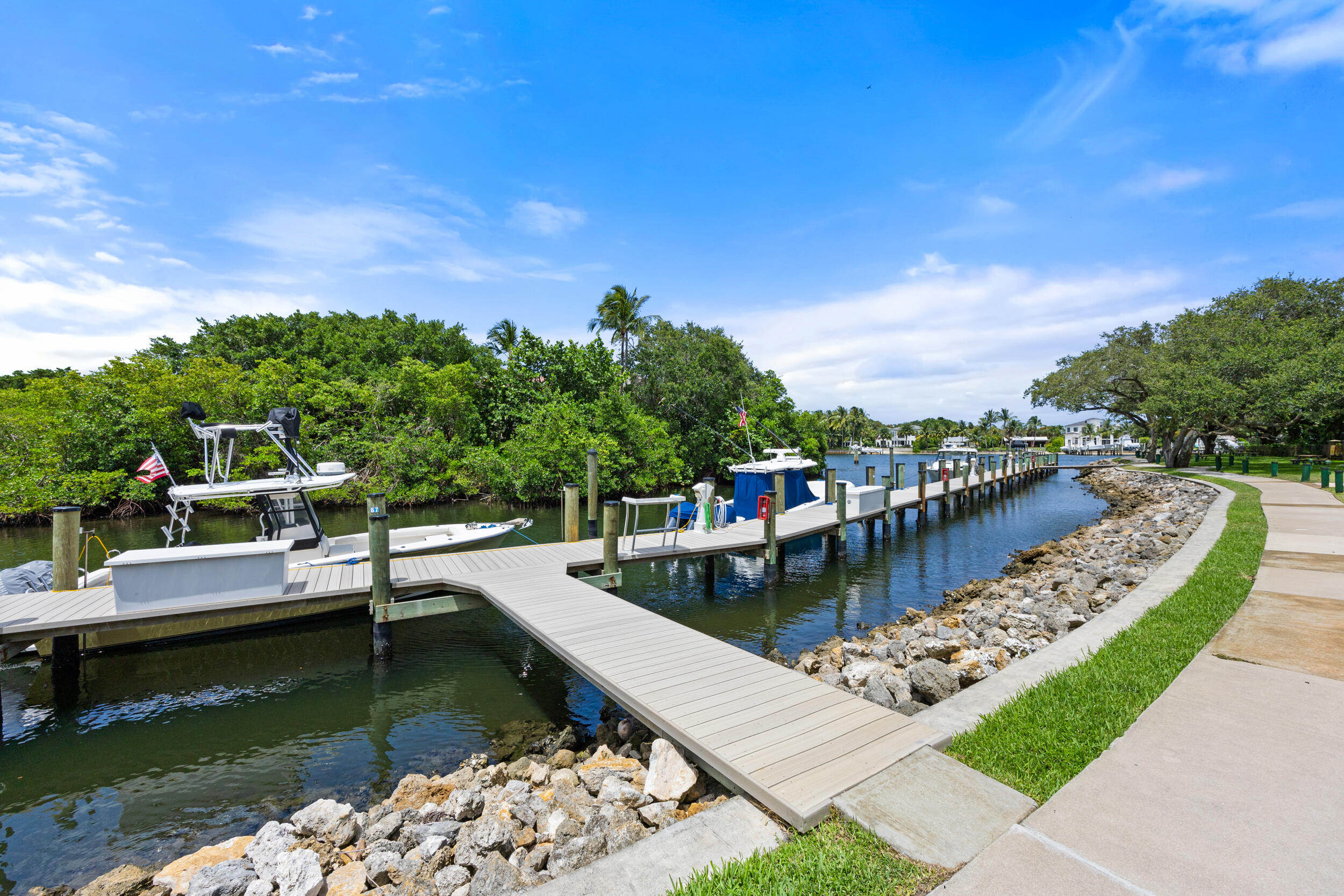 2280 Treasure Isle Drive A82