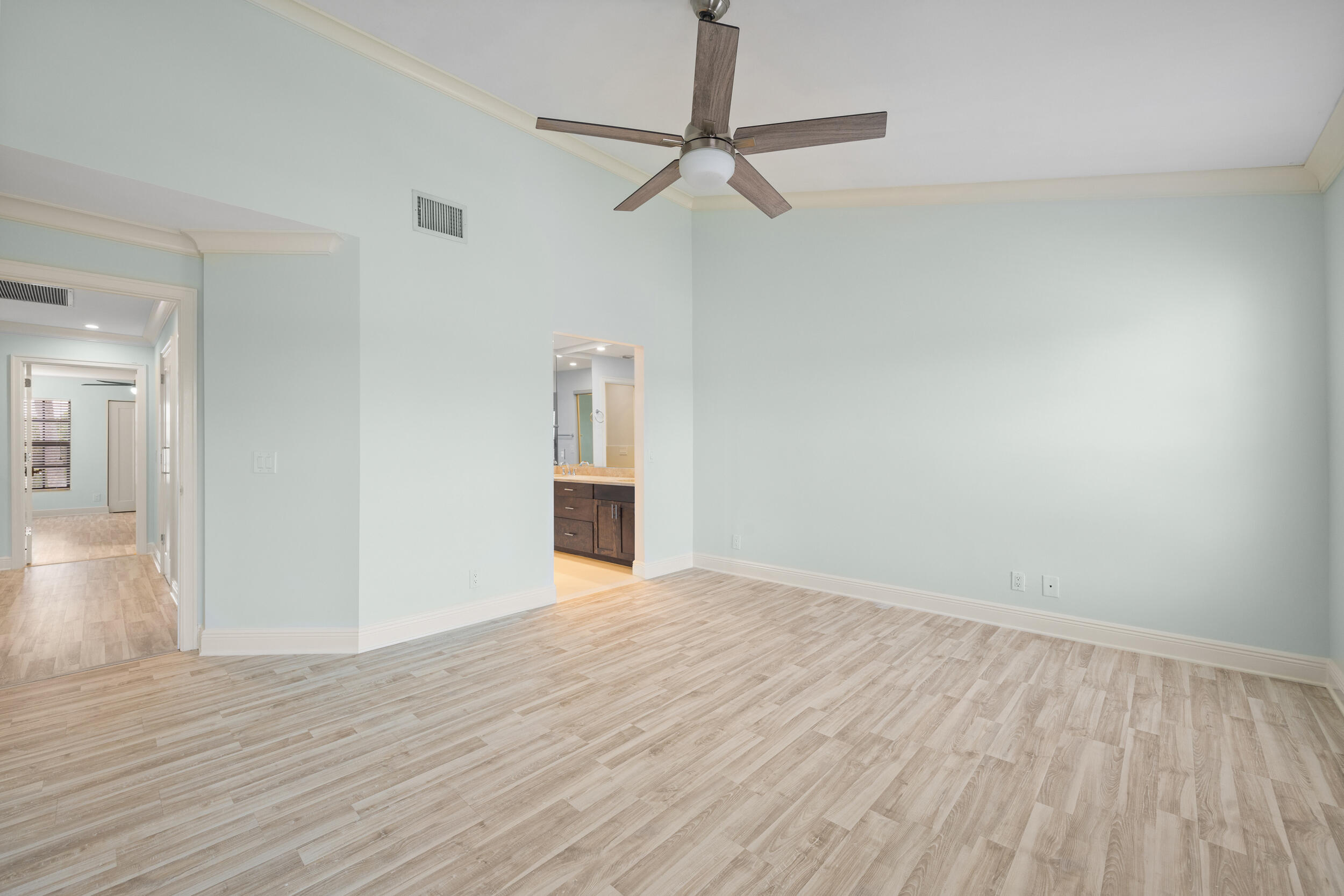 2280 Treasure Isle Drive A82