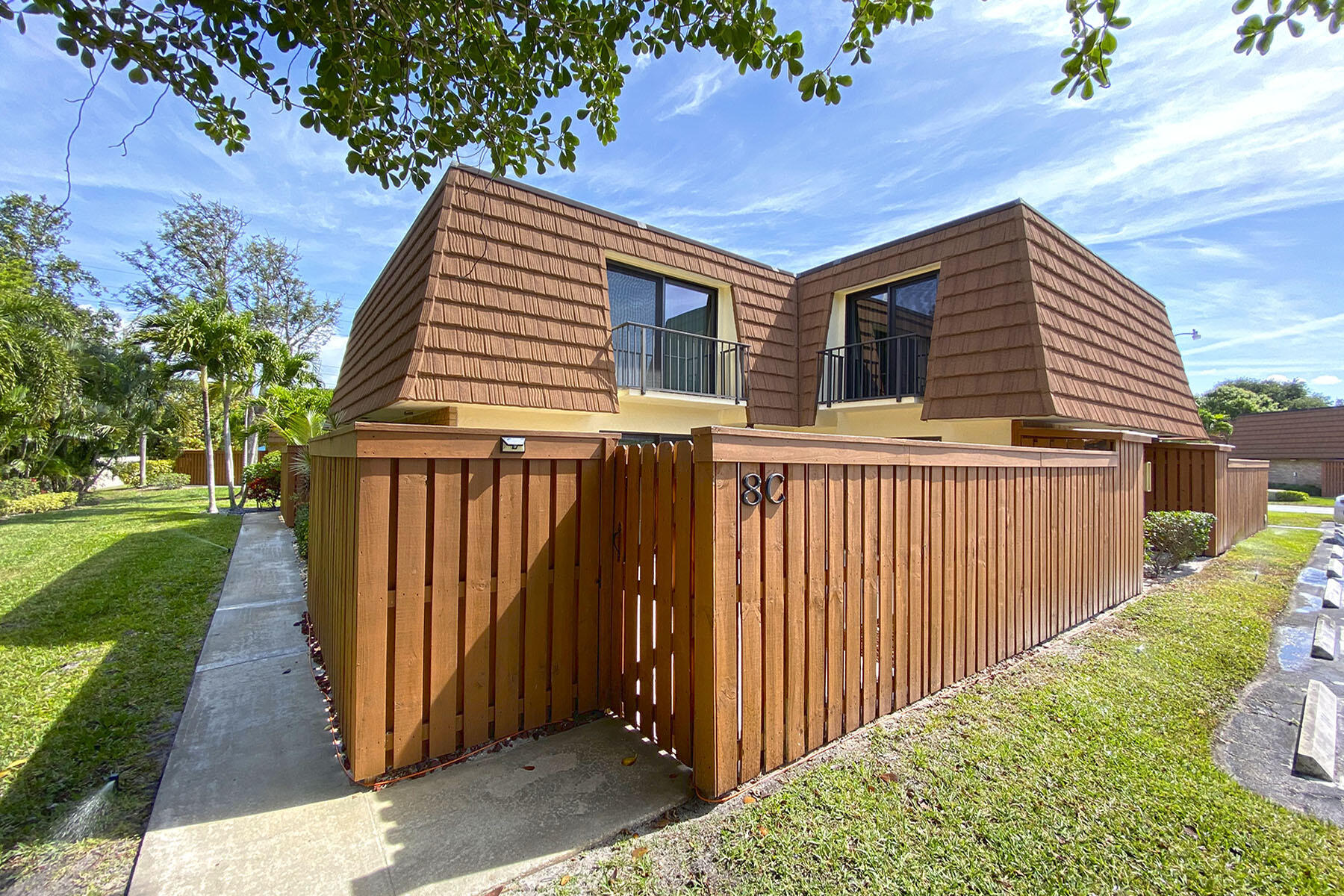 3900 County Line Road 8c