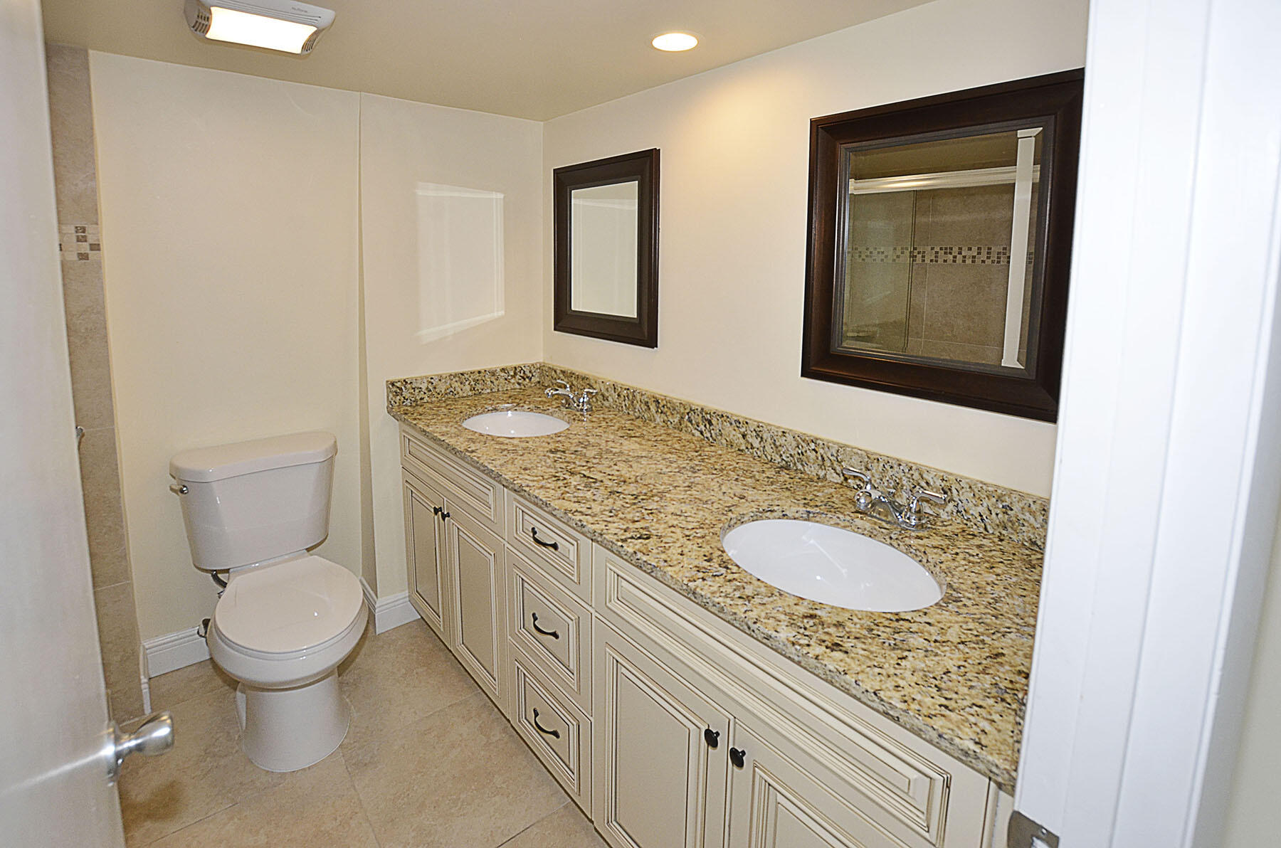 3900 County Line Road 8c