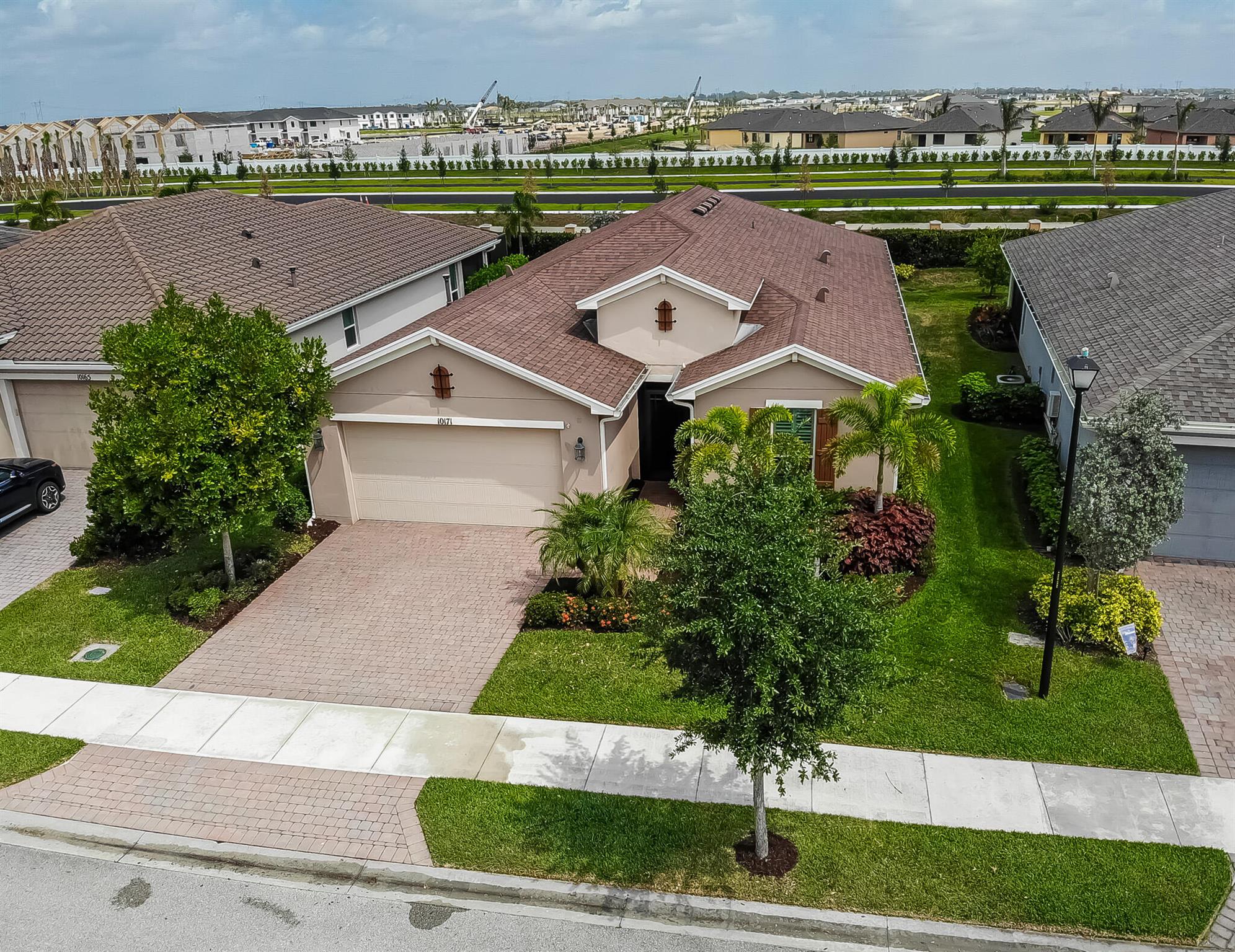 10171 SW Coral Tree Cir