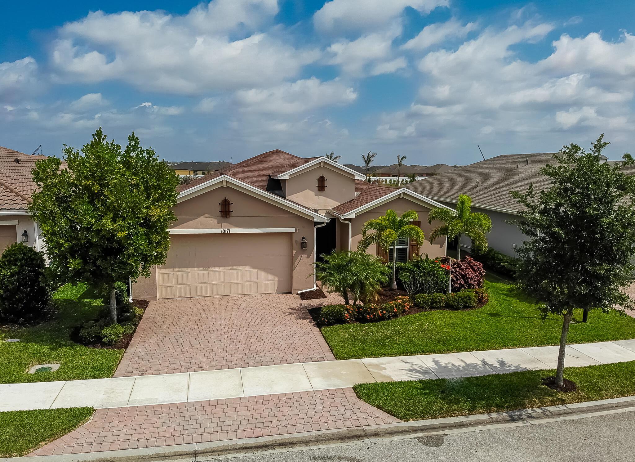 10171 SW Coral Tree Cir