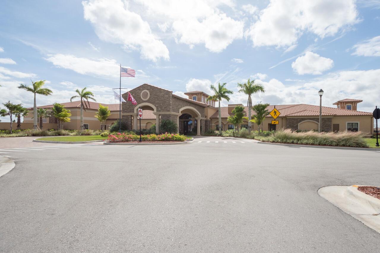 10171 SW Coral Tree Cir