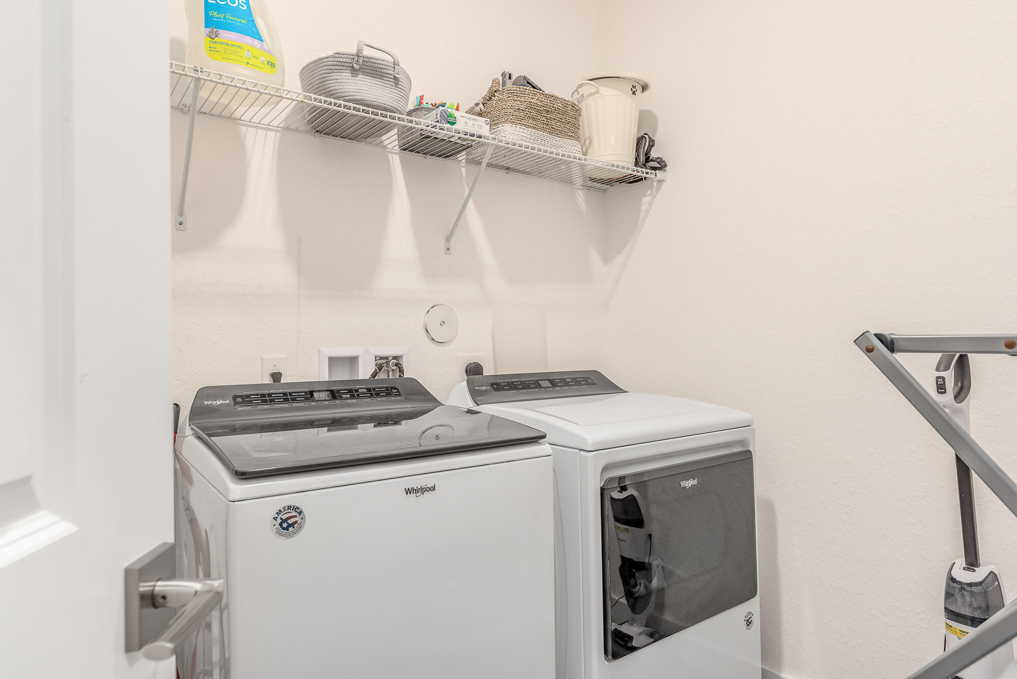 3490 SW Blackberry Lane