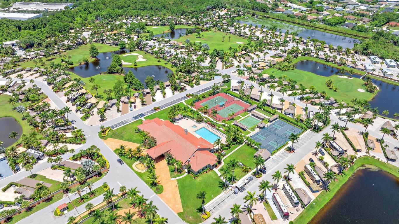 381 NW Boundary Drive