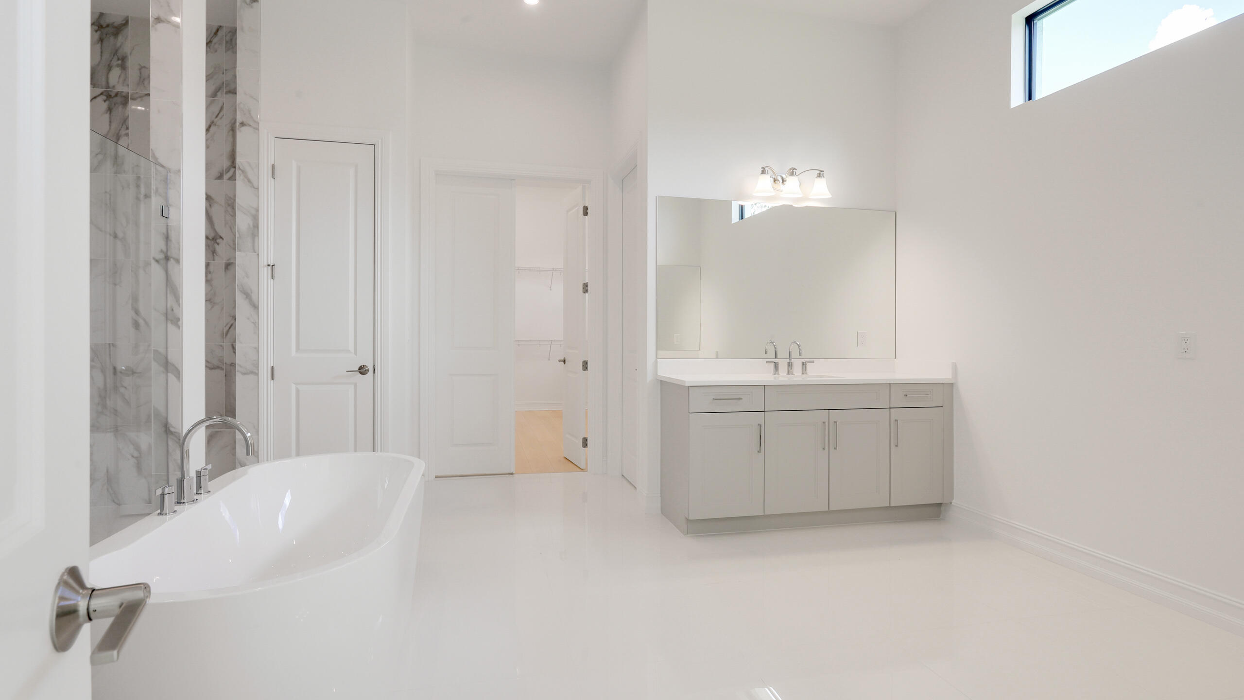 5358 SW Pomegranate Way