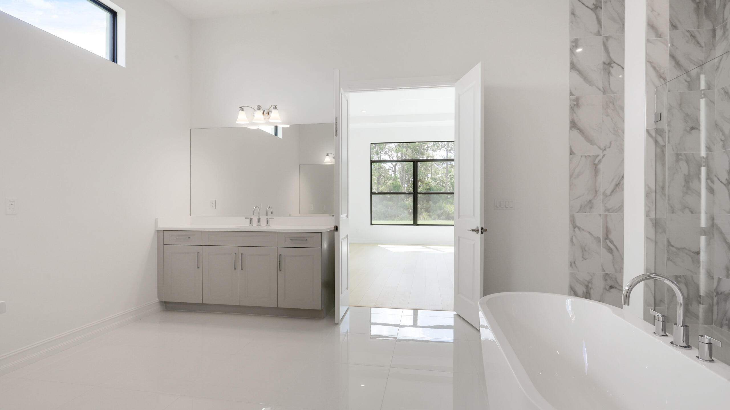 5358 SW Pomegranate Way