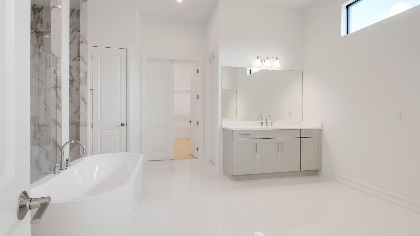 5358 SW Pomegranate Way