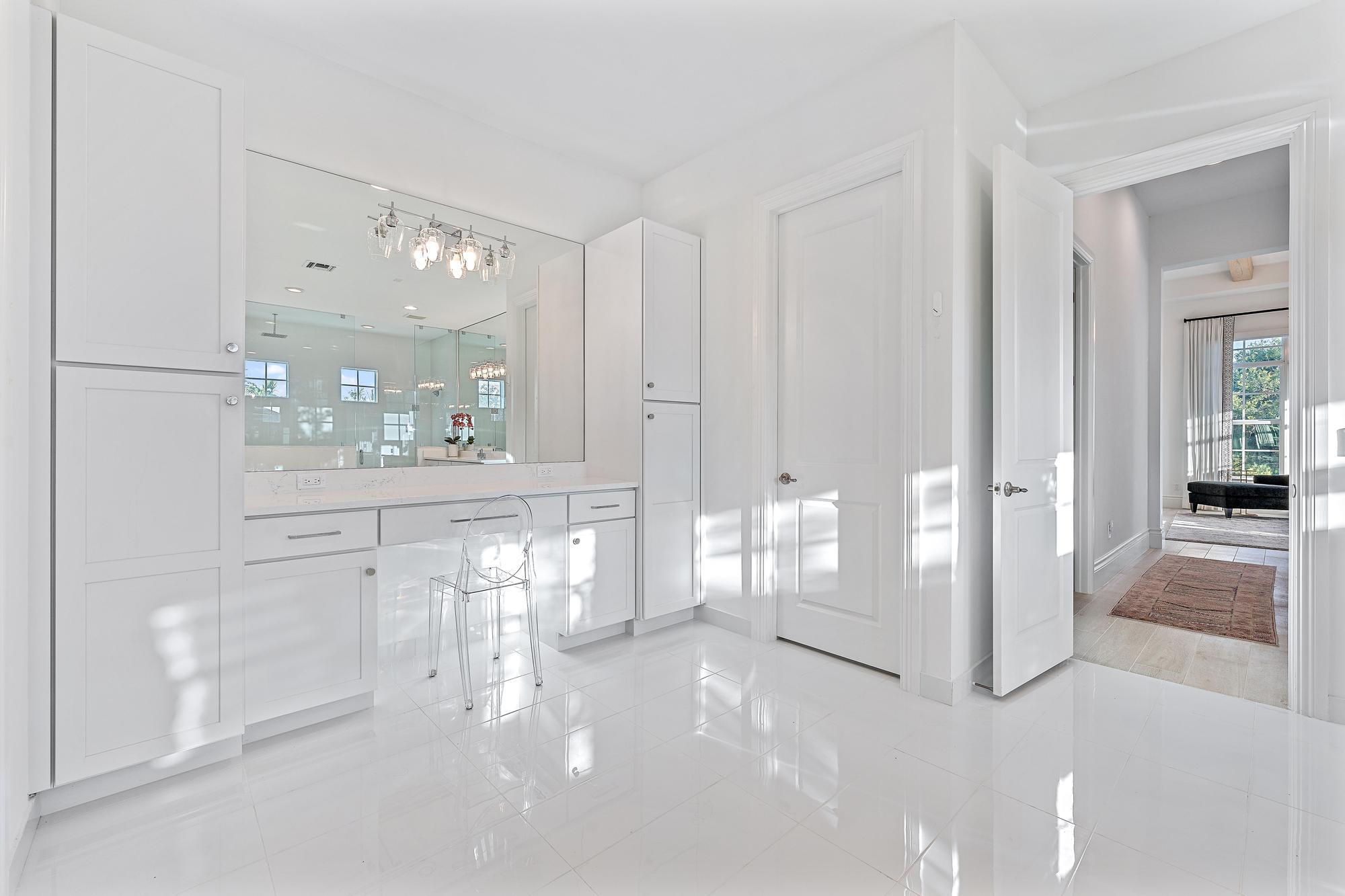 10096 Calabrese Trail