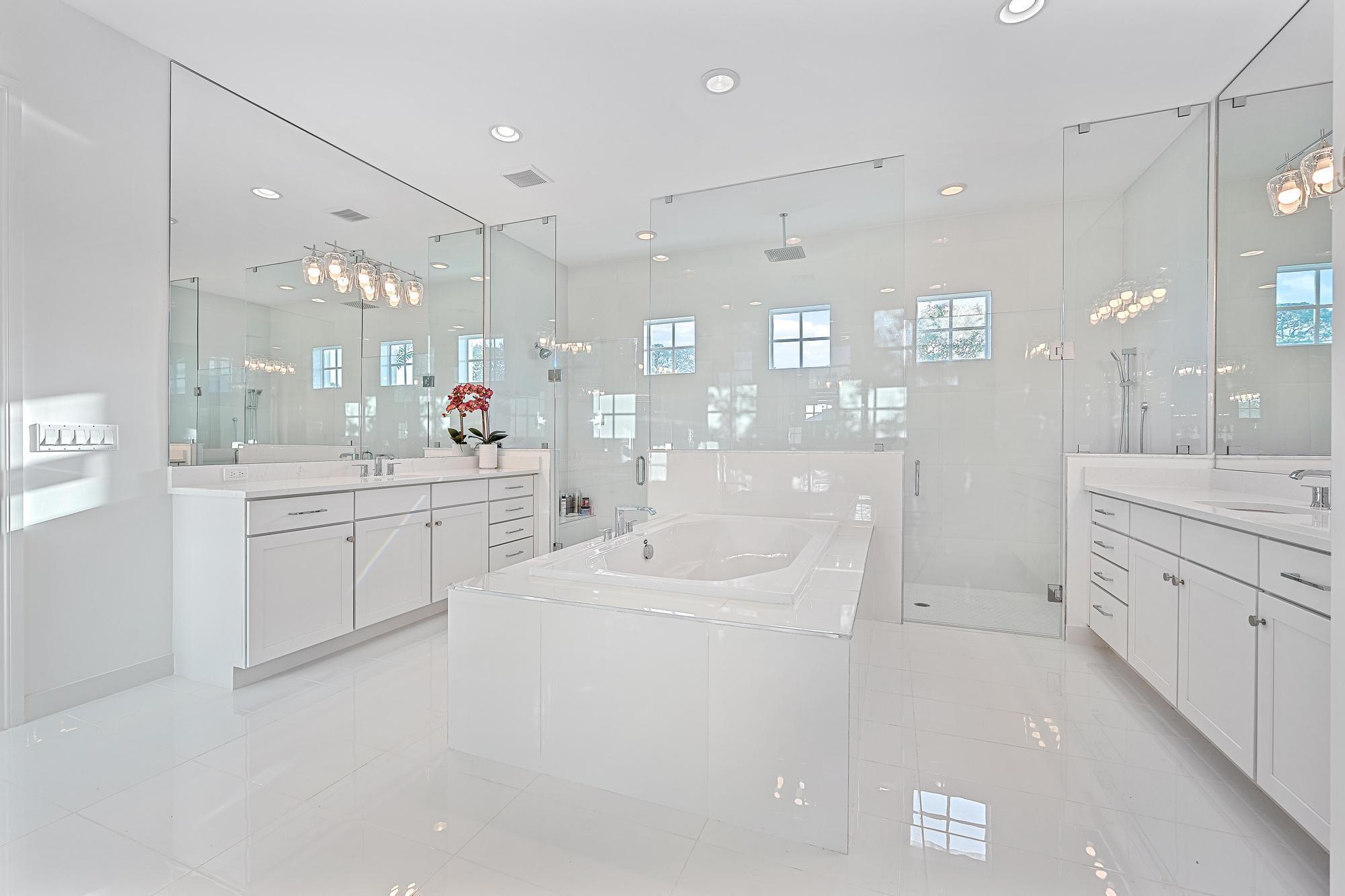 10096 Calabrese Trail