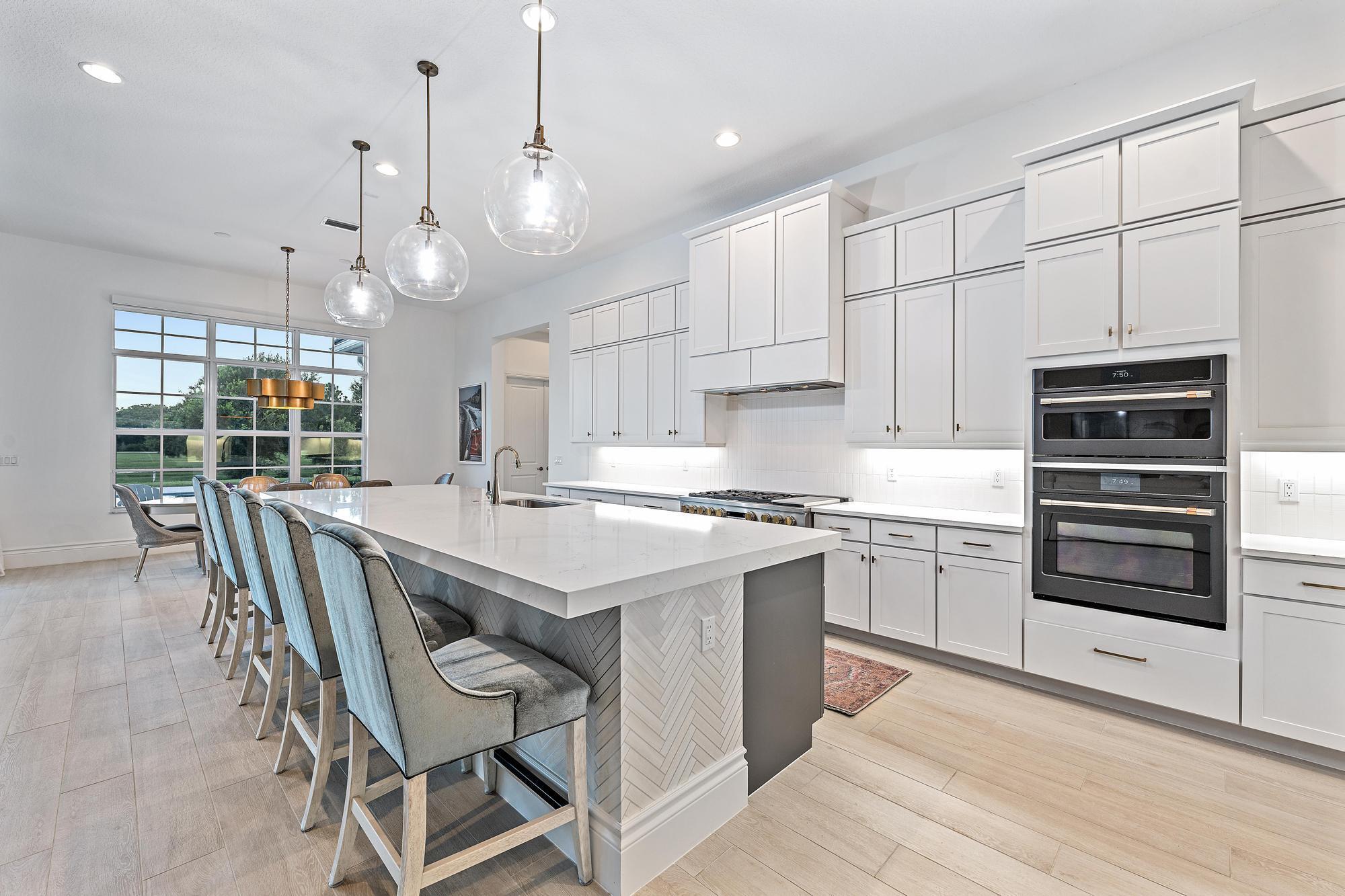 10096 Calabrese Trail