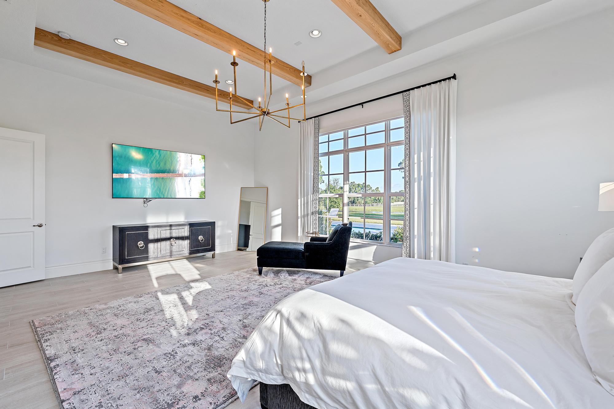 10096 Calabrese Trail