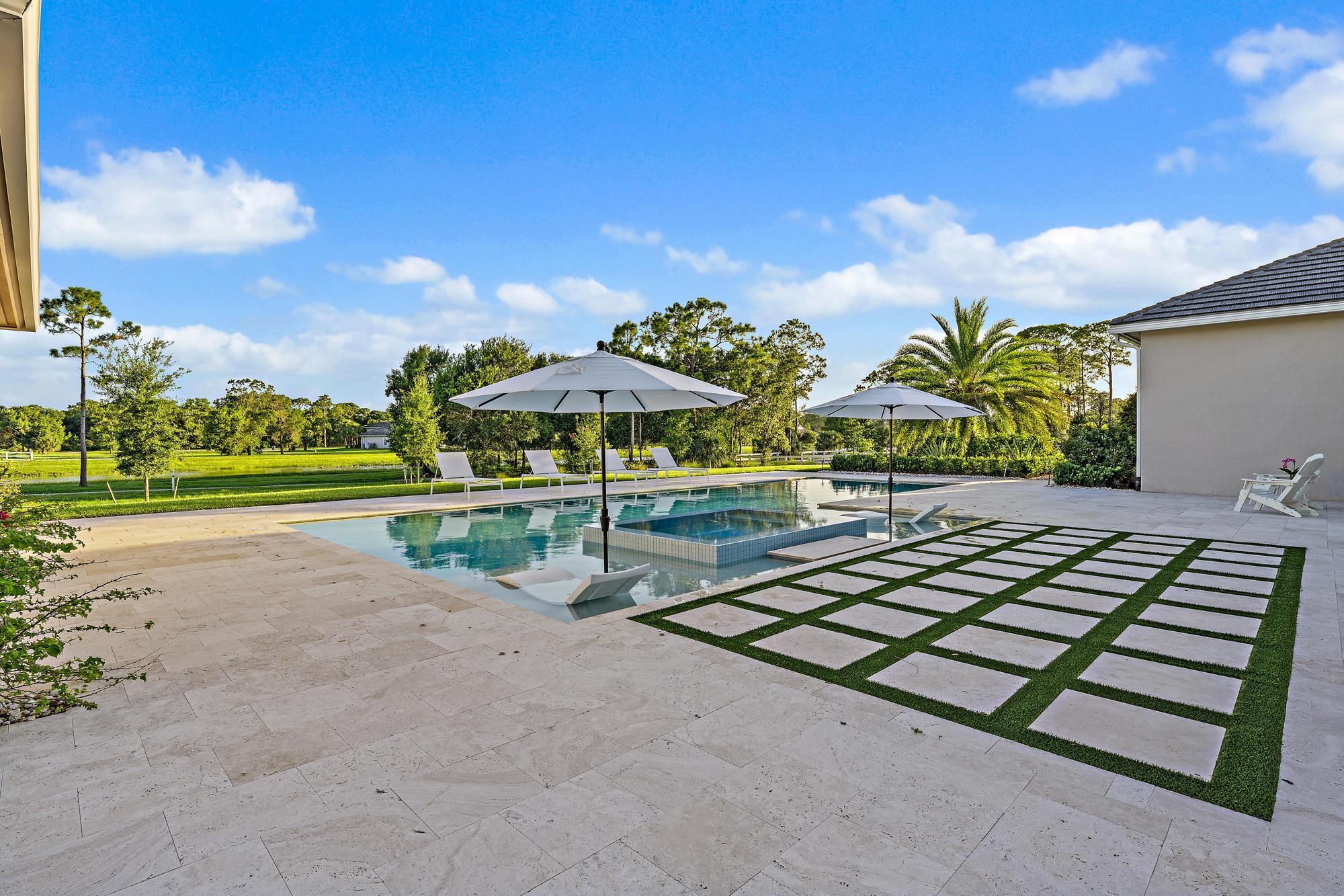 10096 Calabrese Trail