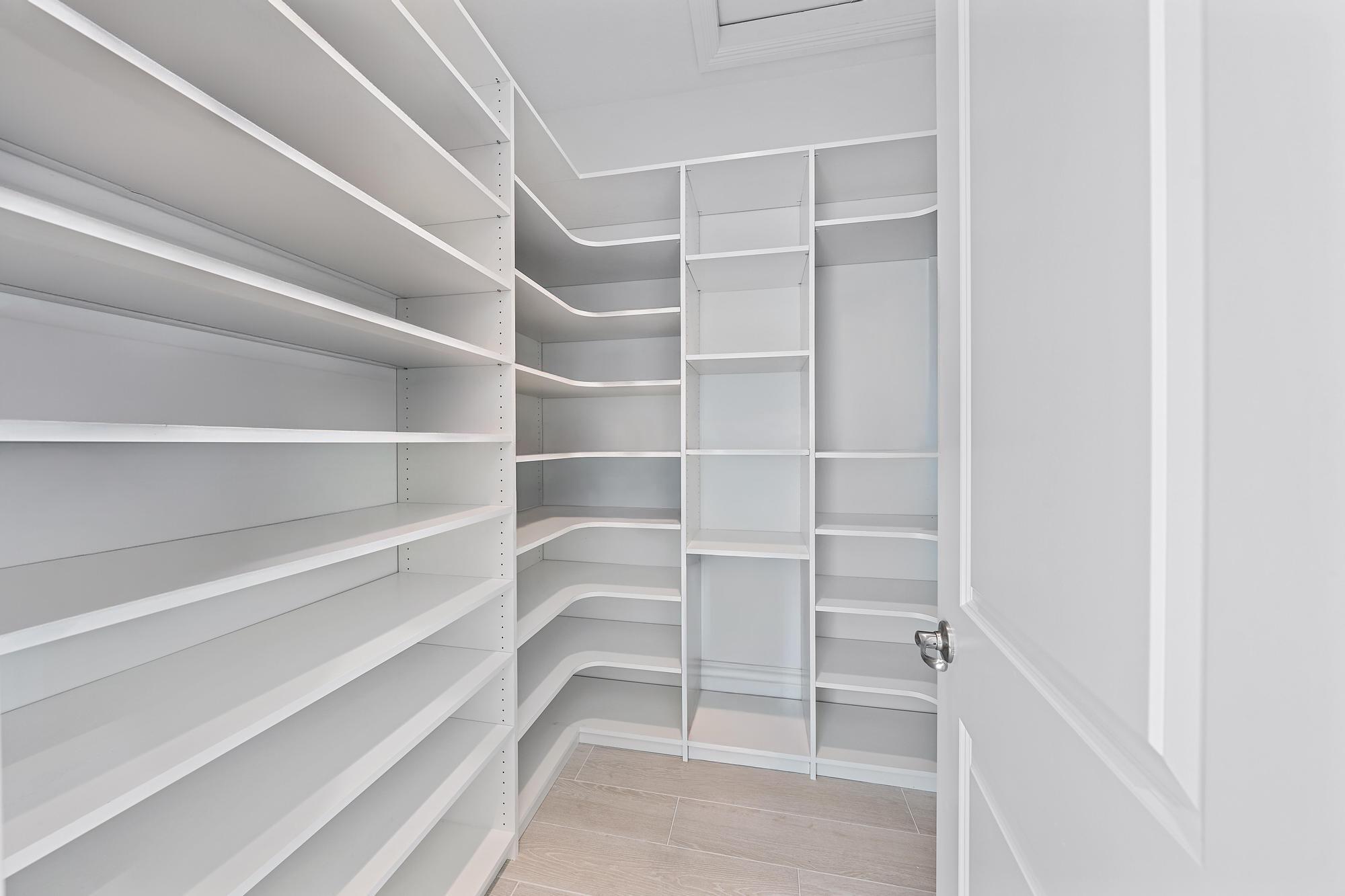 10096 Calabrese Trail