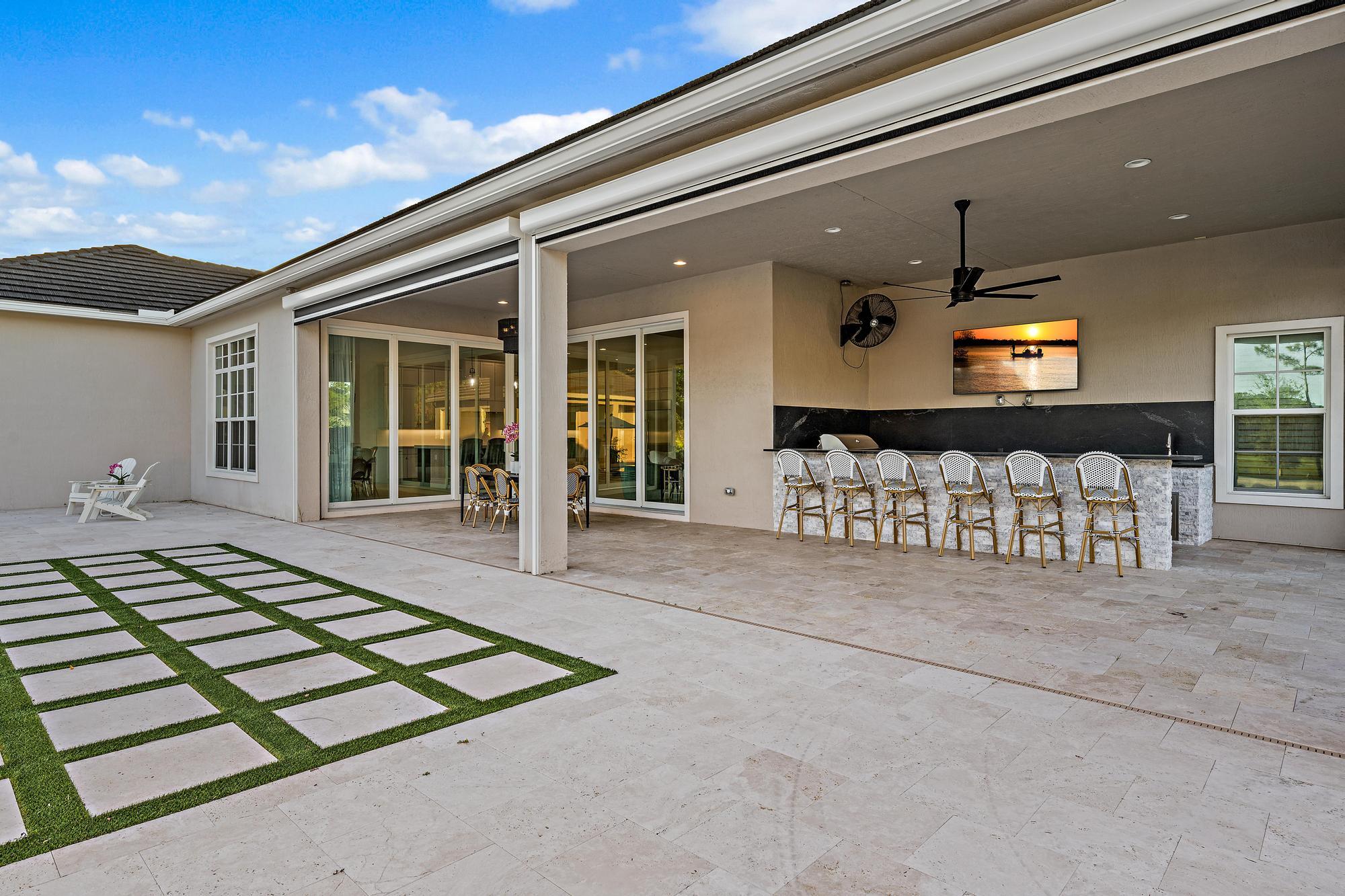 10096 Calabrese Trail