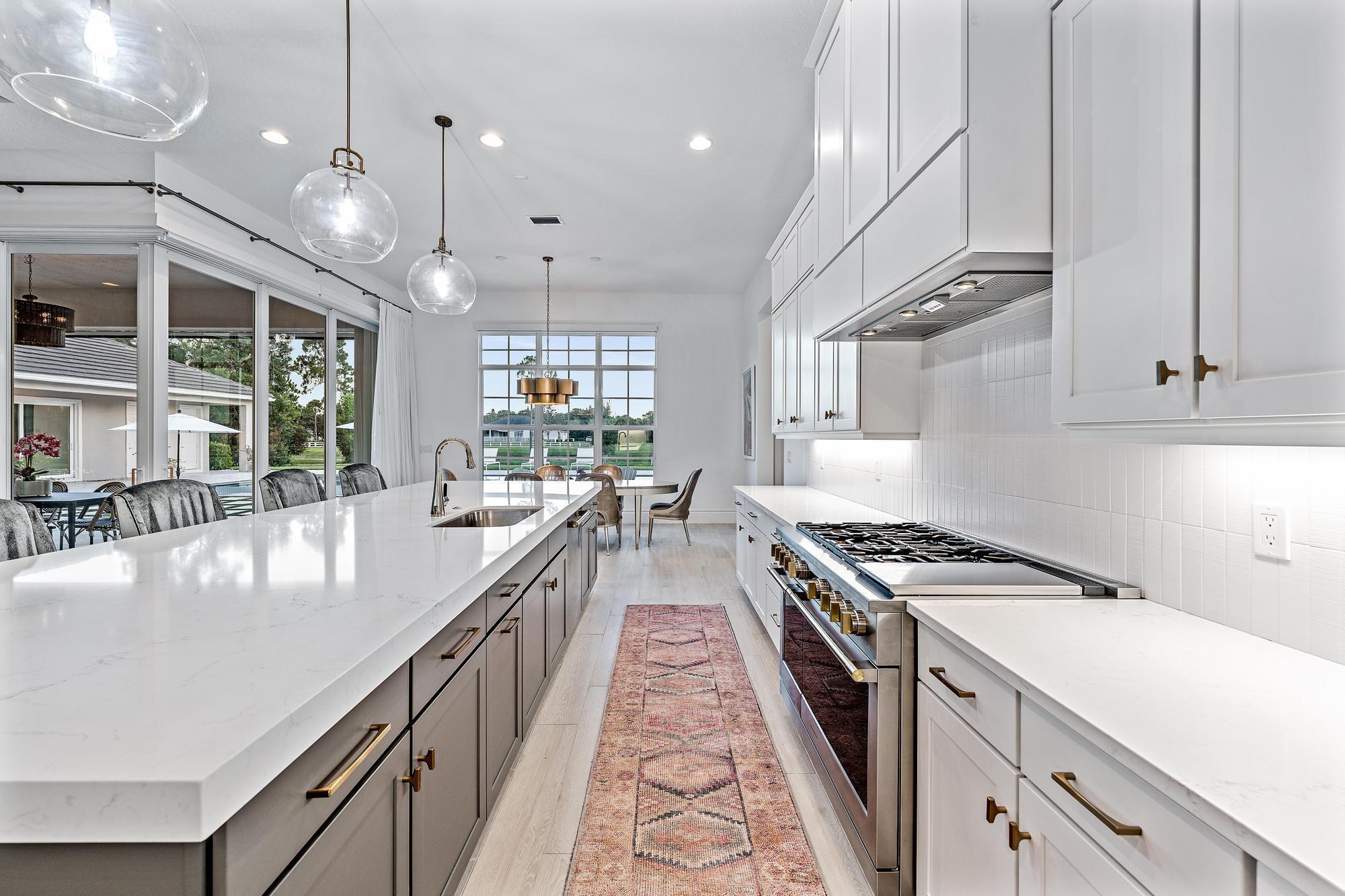 10096 Calabrese Trail