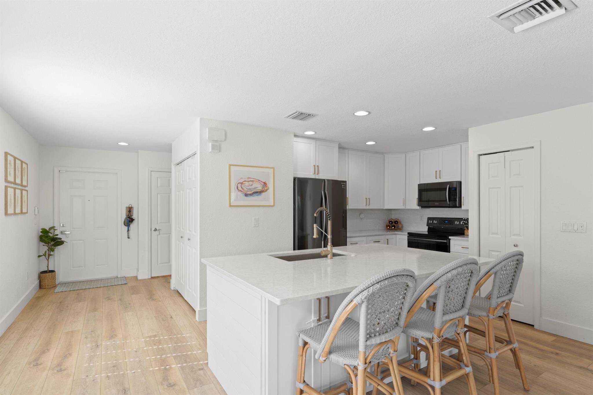 2970 SE Lexington Lakes Drive 2970