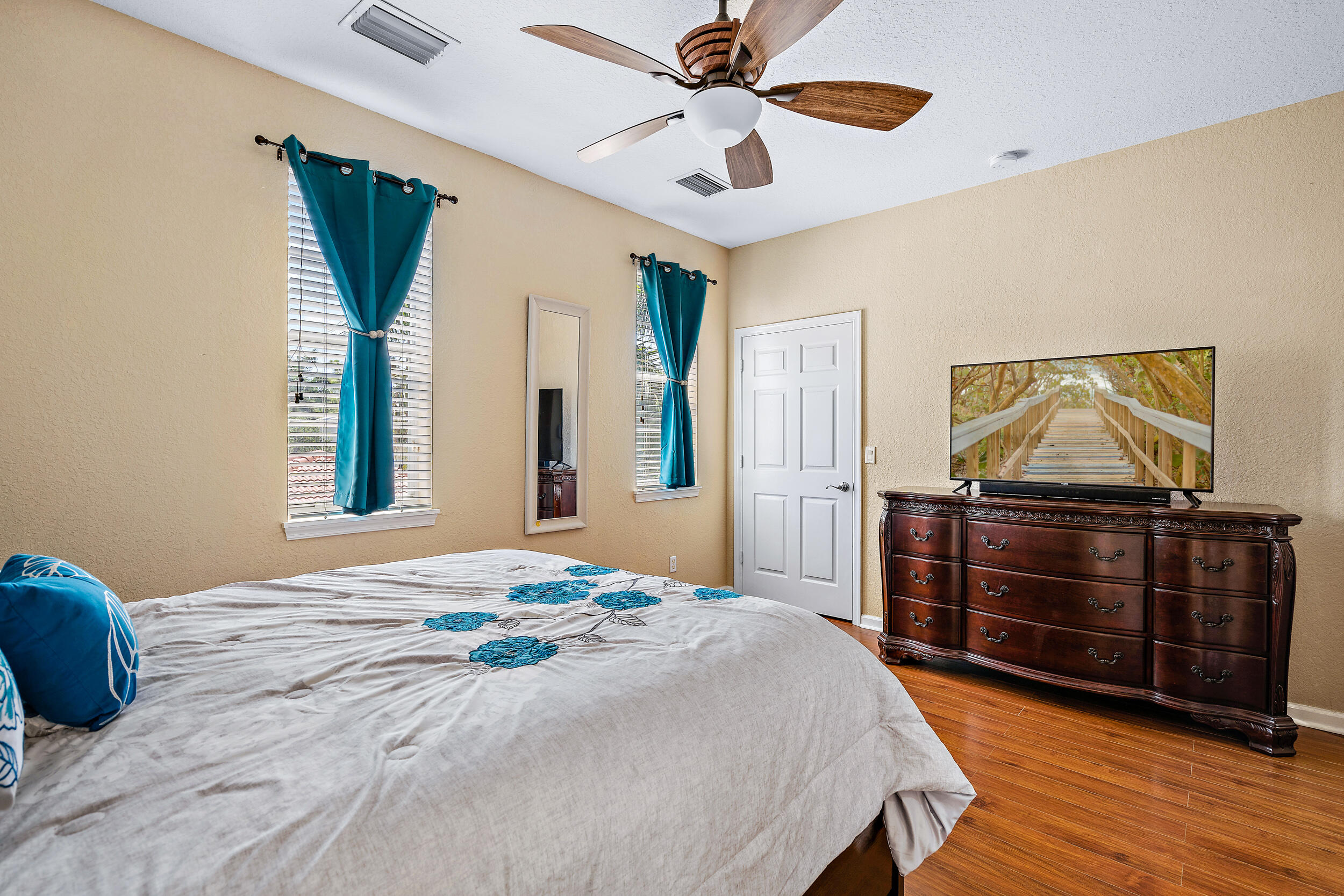 159 Greenwich Circle