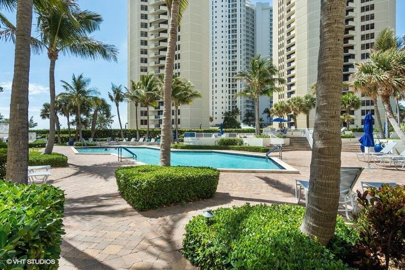 3000 N Ocean Drive 25e