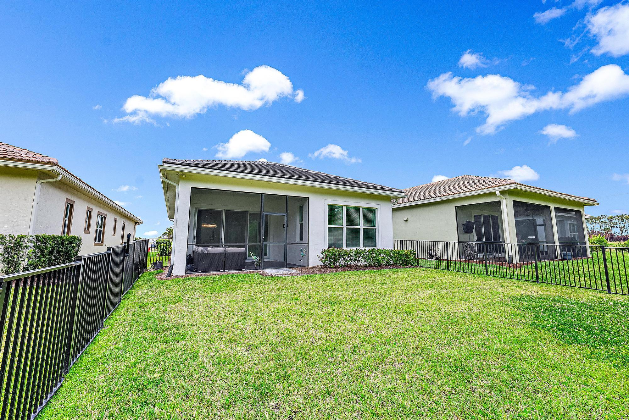 11587 SW Visconti Way