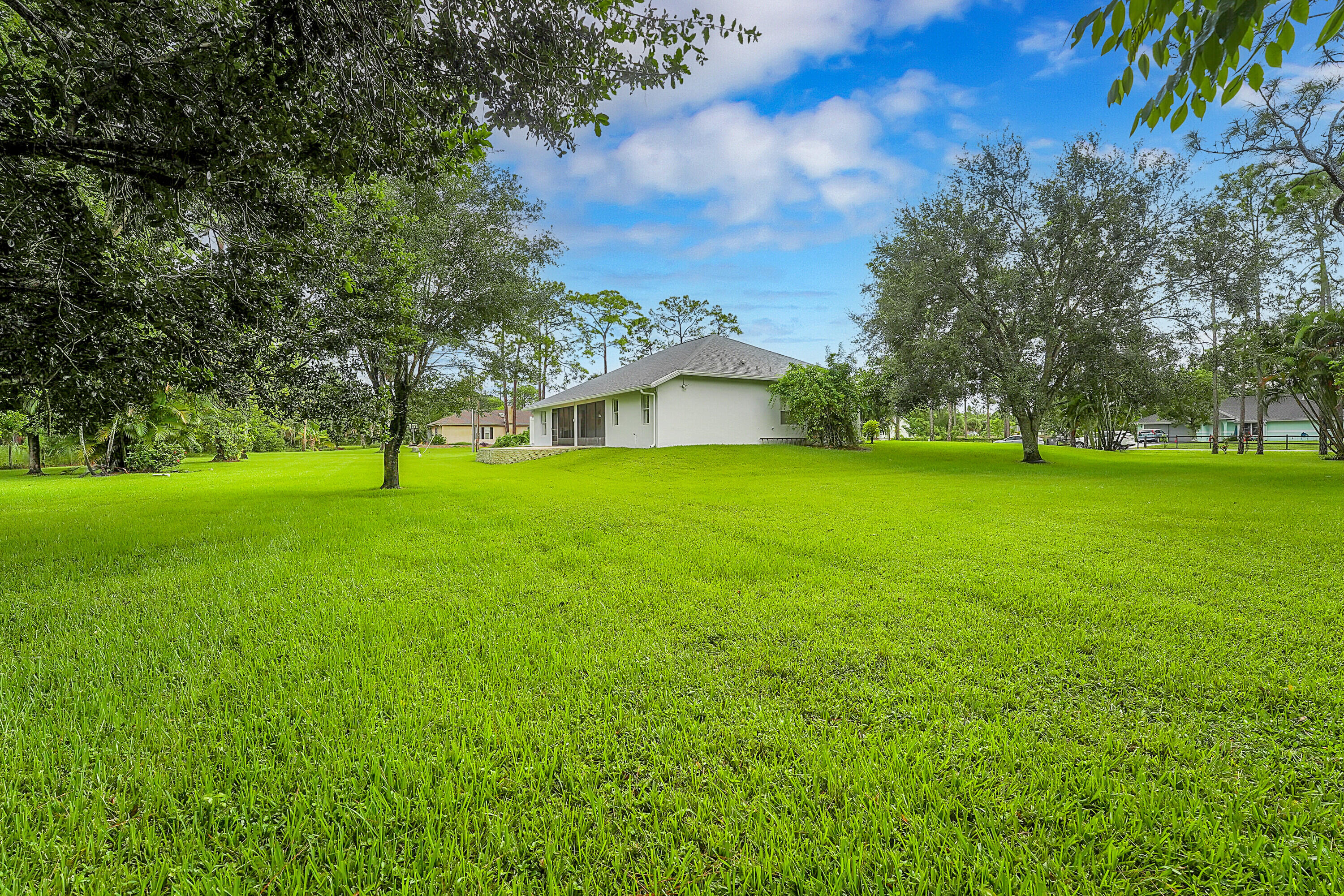 12315 63rd Ln N