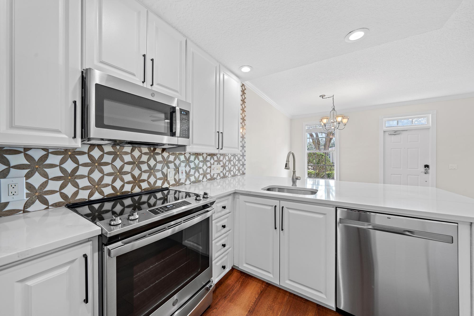 118 Day Lily Drive