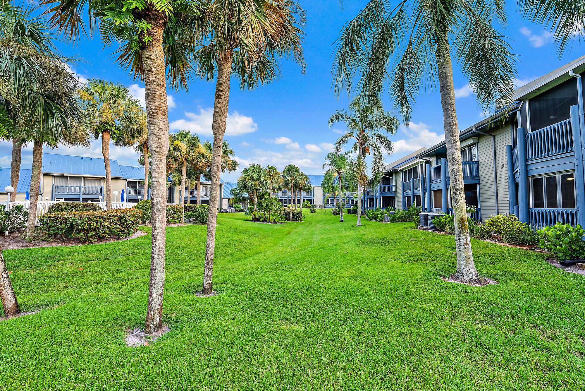 1451 NE 14th Court S-38