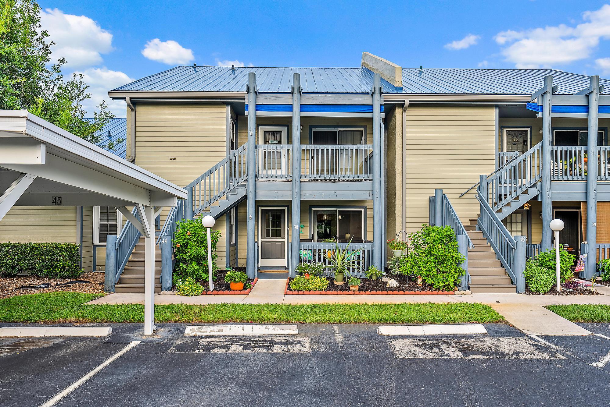 1451 NE 14th Court S-38