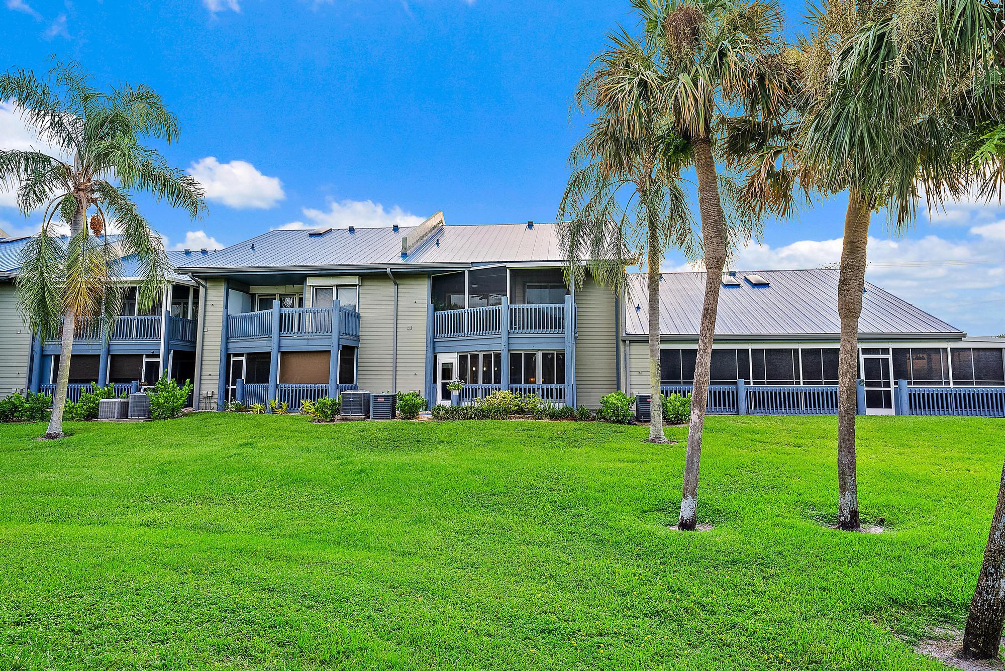 1451 NE 14th Court S-38