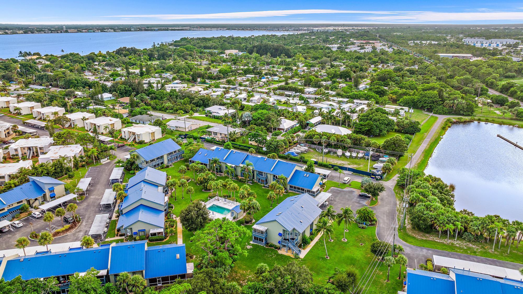 1451 NE 14th Court S-38