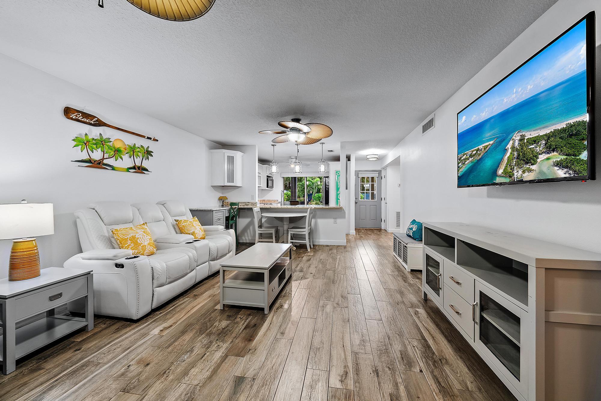 1451 NE 14th Court S-38