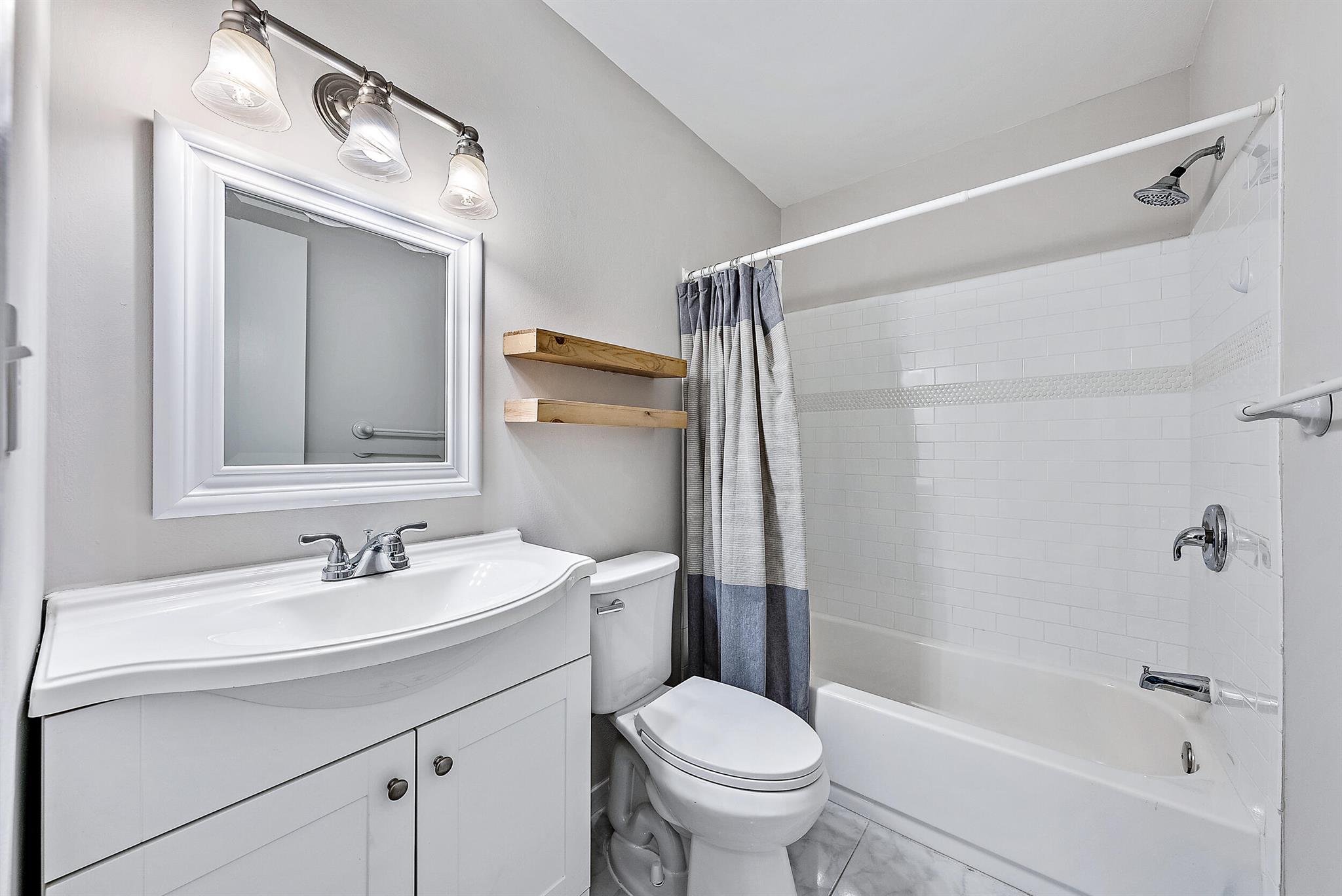 6559 Chasewood Drive E