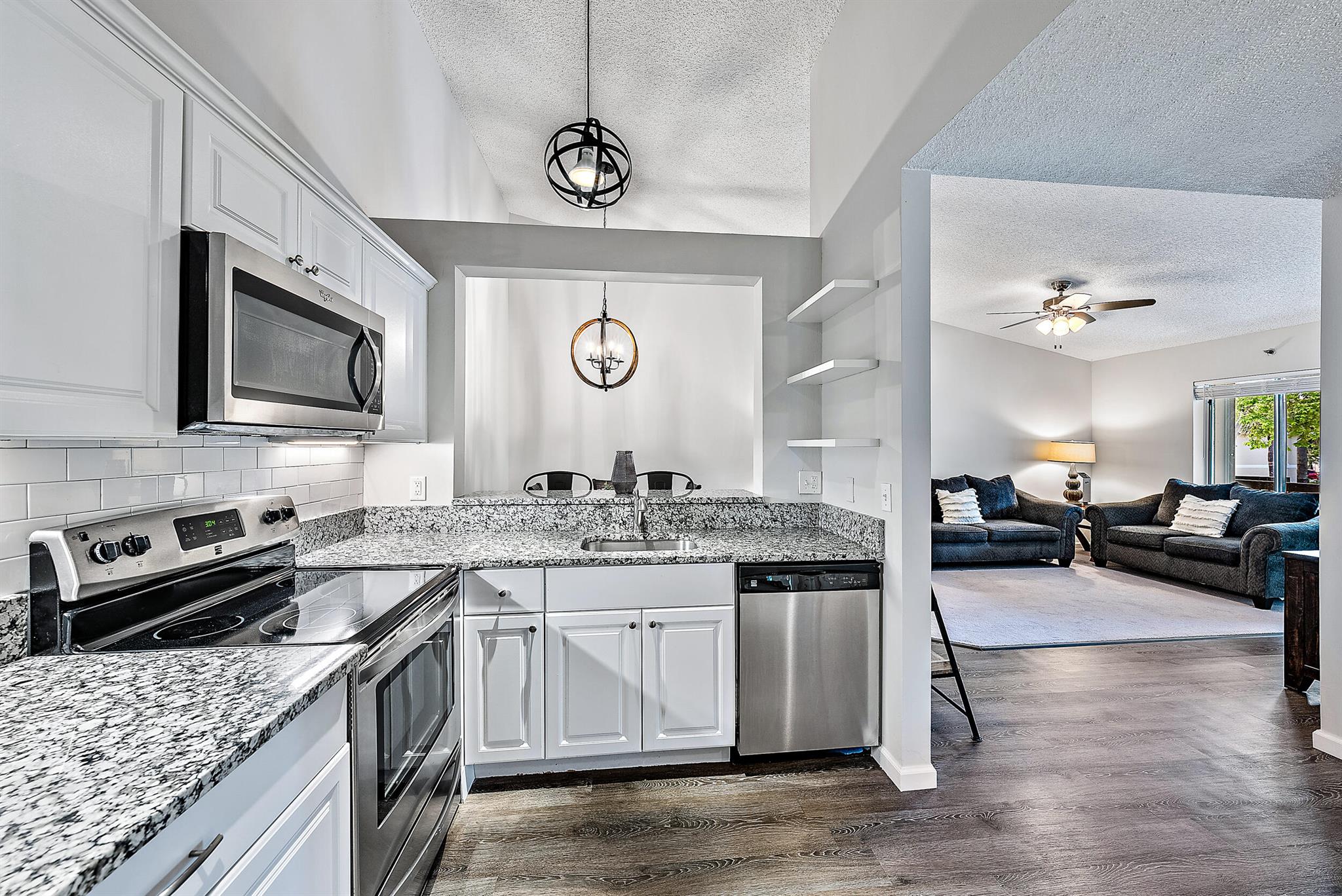 6559 Chasewood Drive E