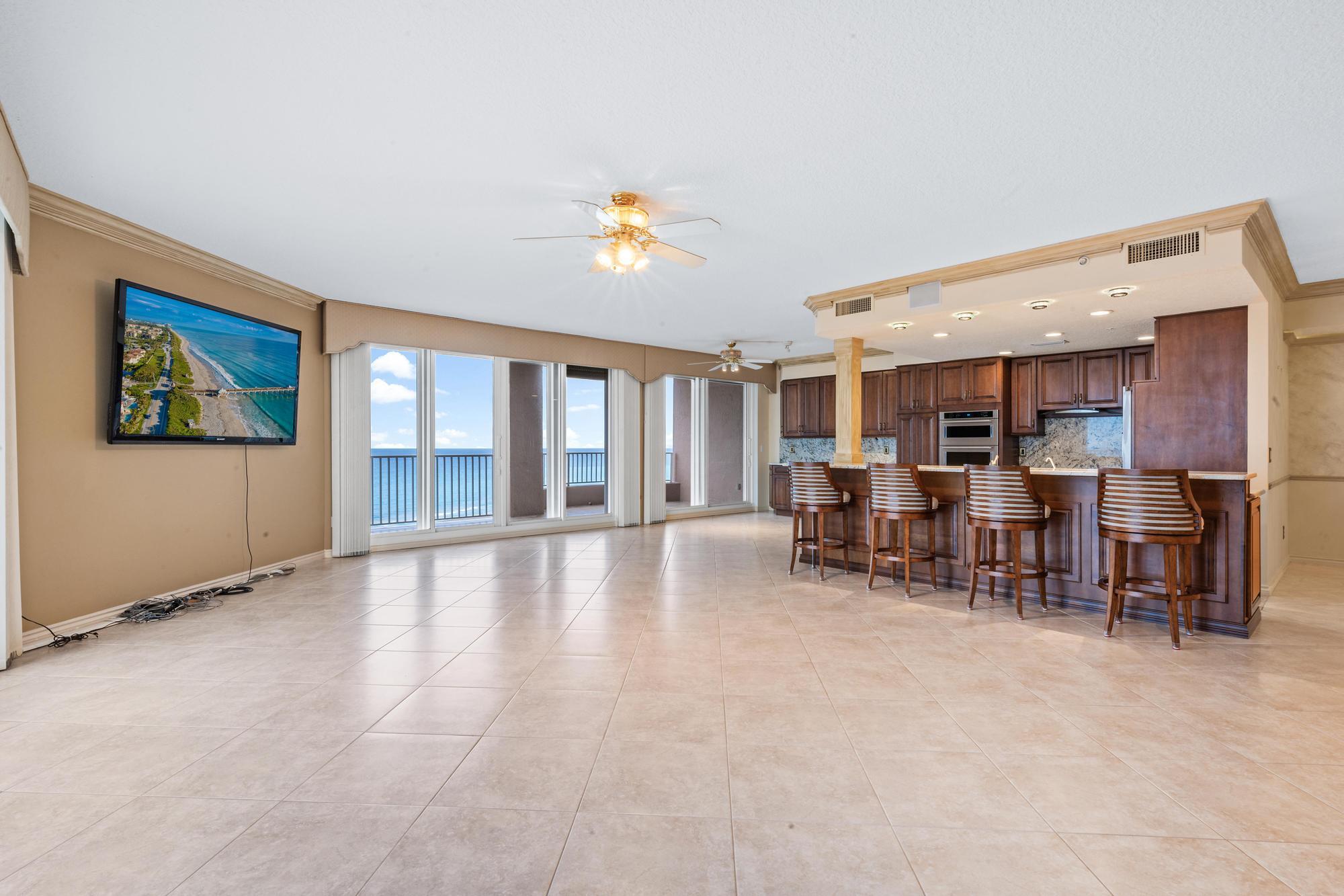 700 Ocean Royale Way 1201