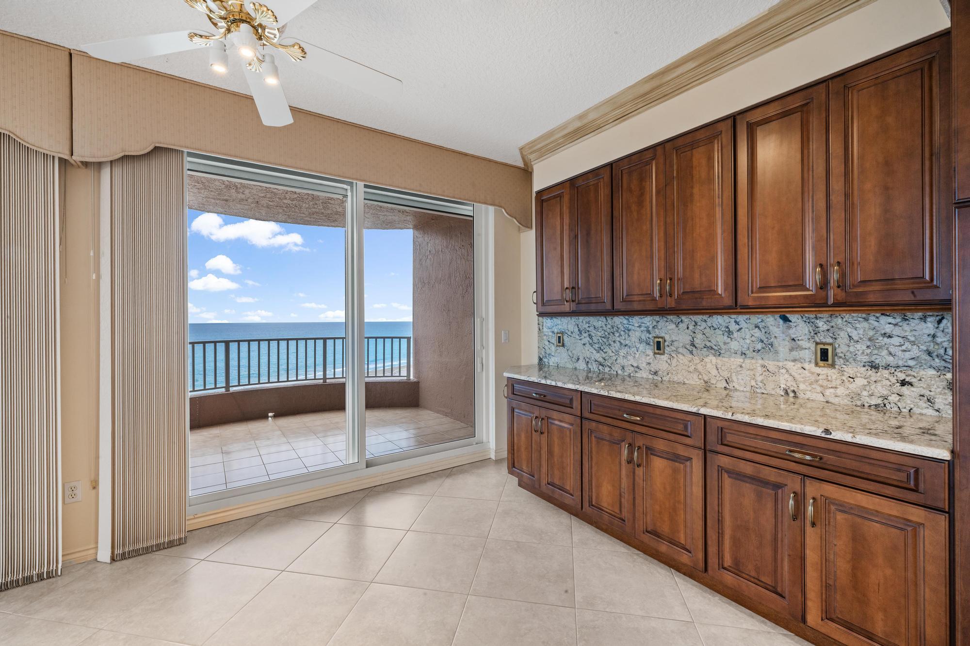 700 Ocean Royale Way 1201