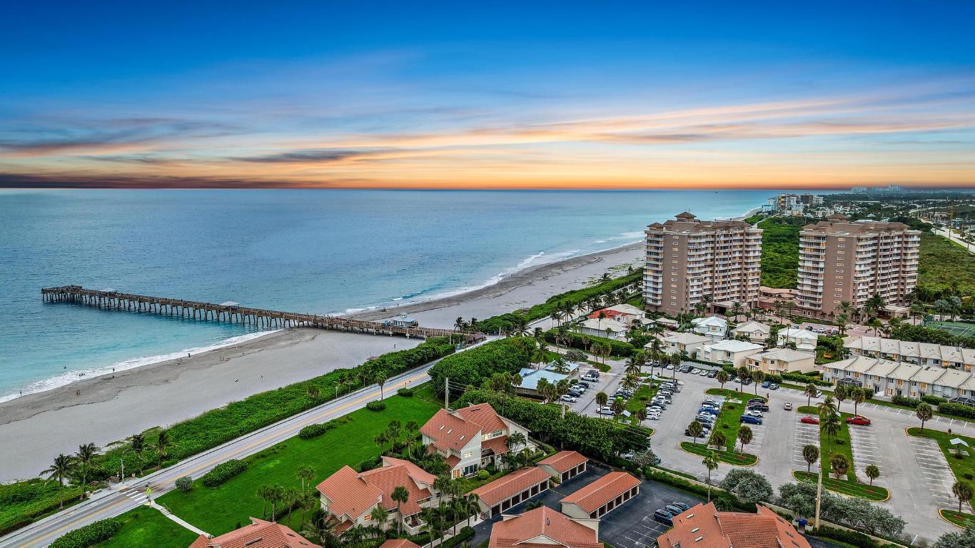 700 Ocean Royale Way 1201