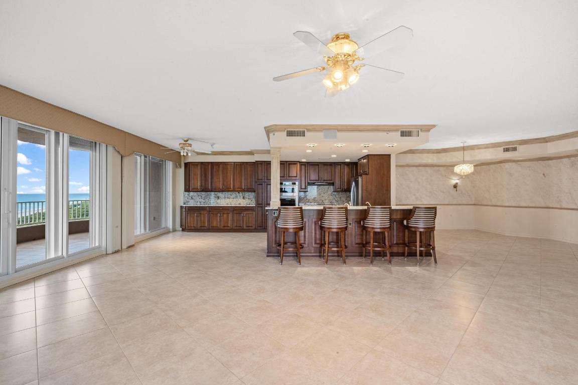 700 Ocean Royale Way 1201