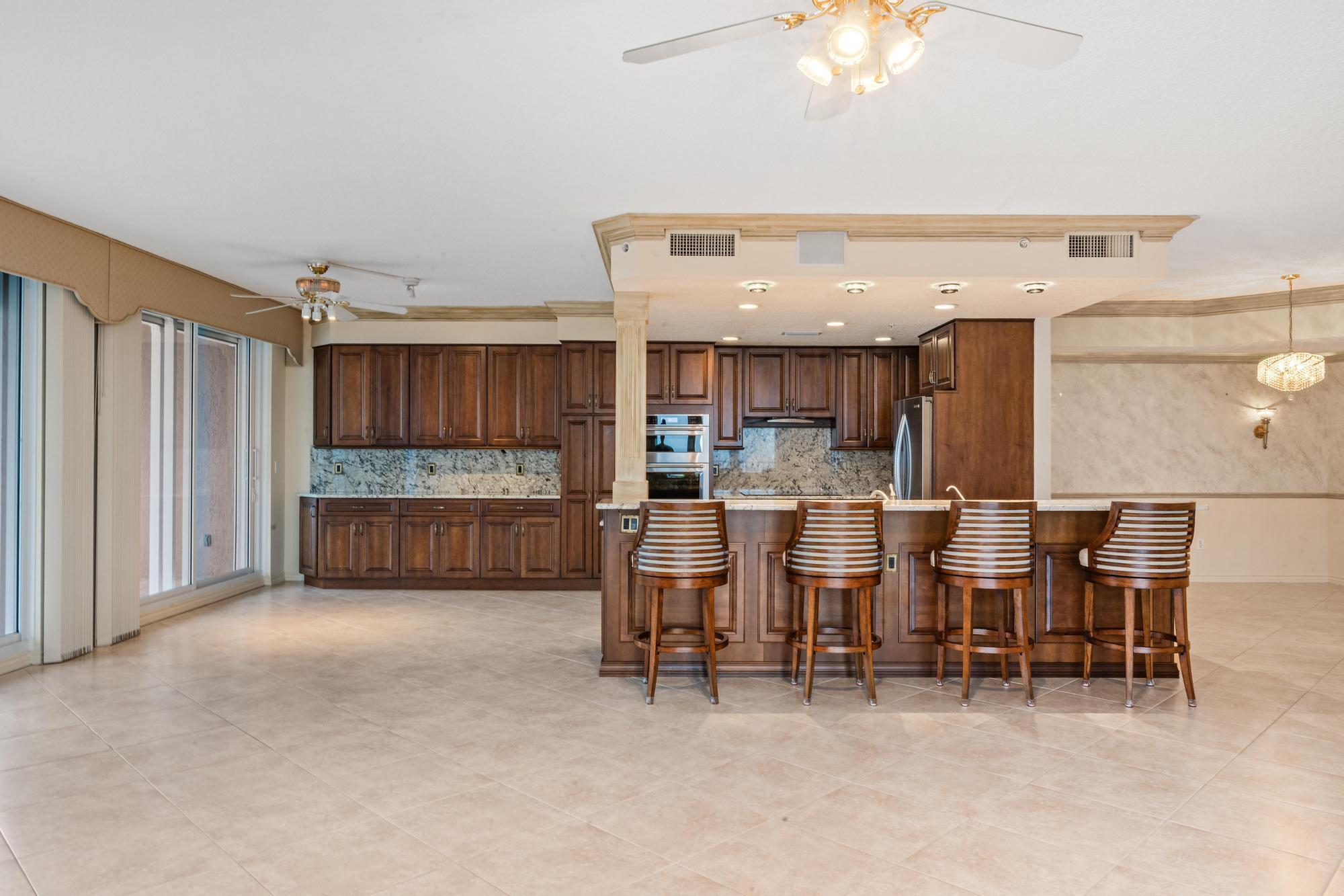 700 Ocean Royale Way 1201