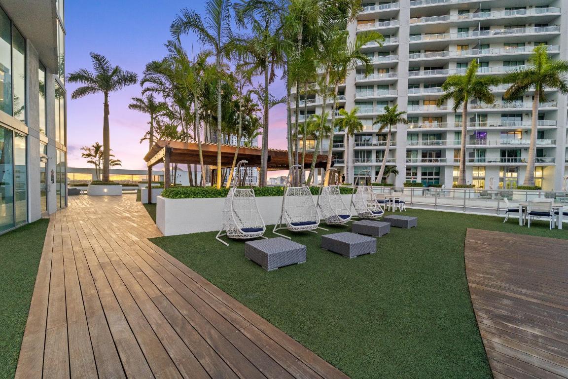 92 SW 3rd Street 1504