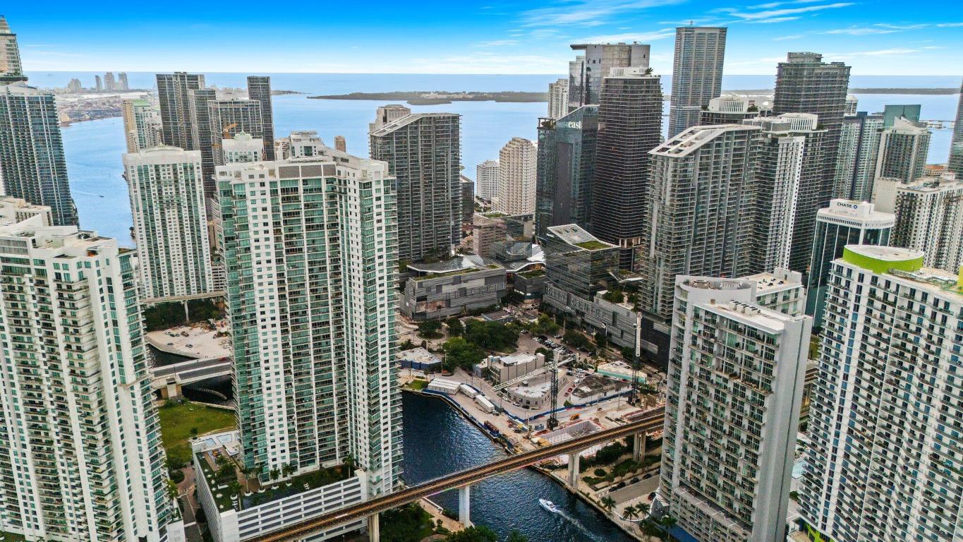 92 SW 3rd Street 1504