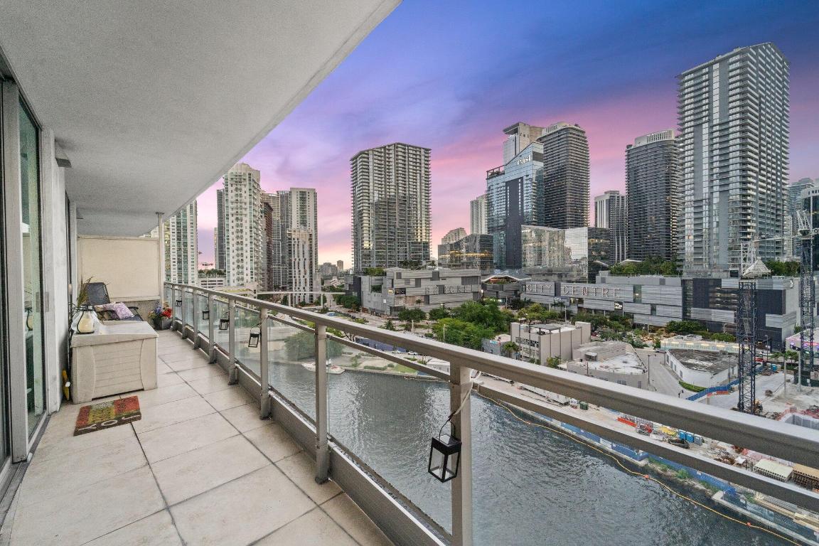 92 SW 3rd Street 1504