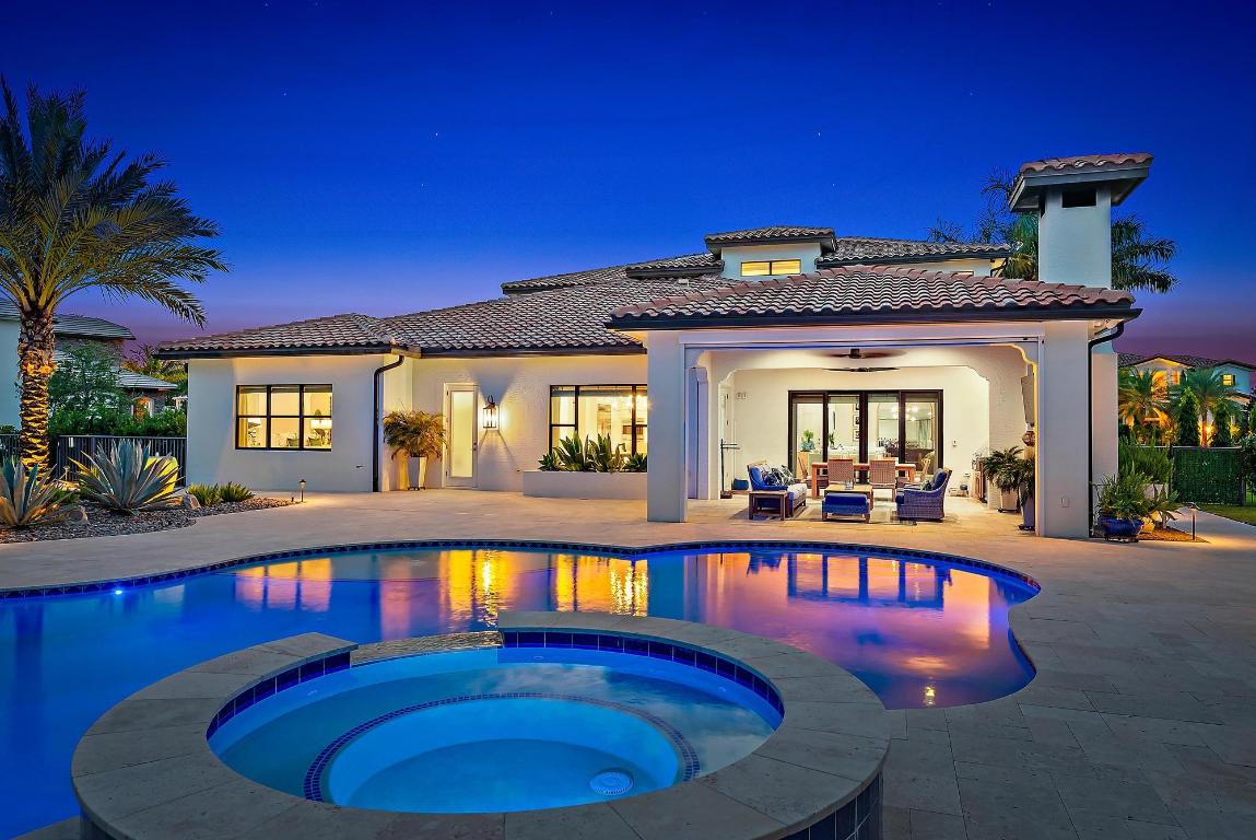 8164 SE Old Plantation Circle