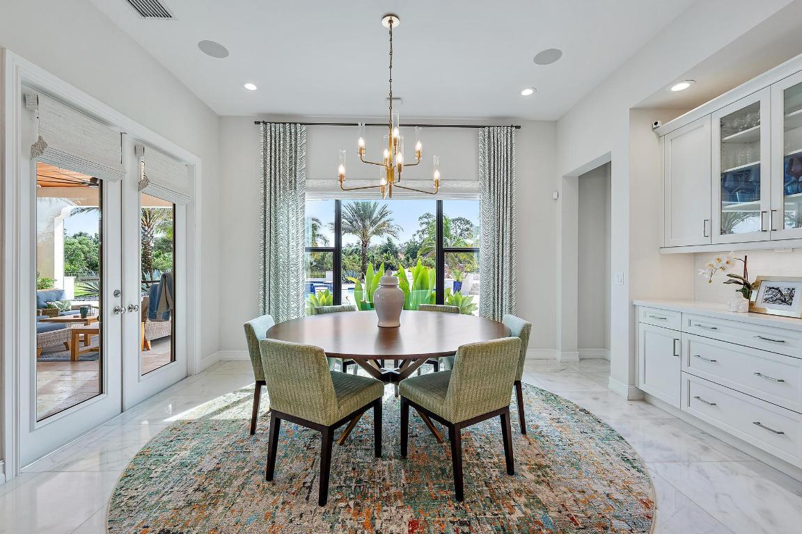 8164 SE Old Plantation Circle