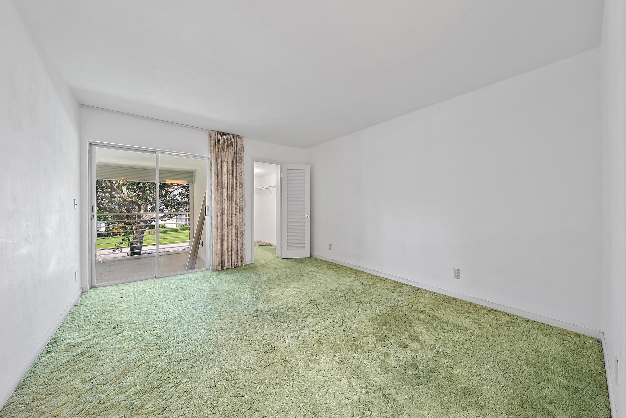 1 Garden Street 206l