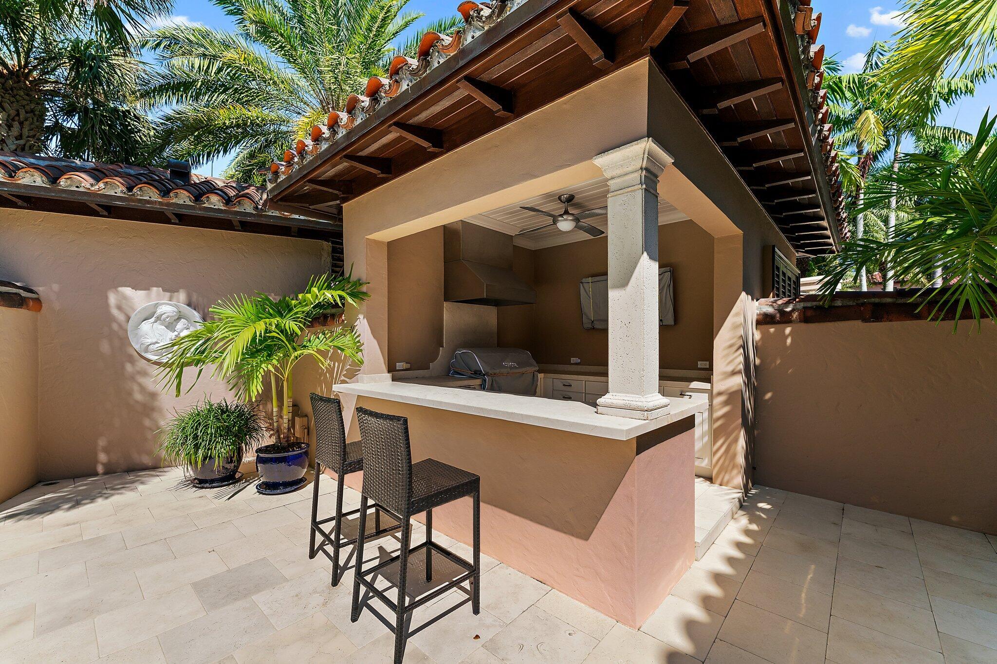 437 Via Del Orso Drive